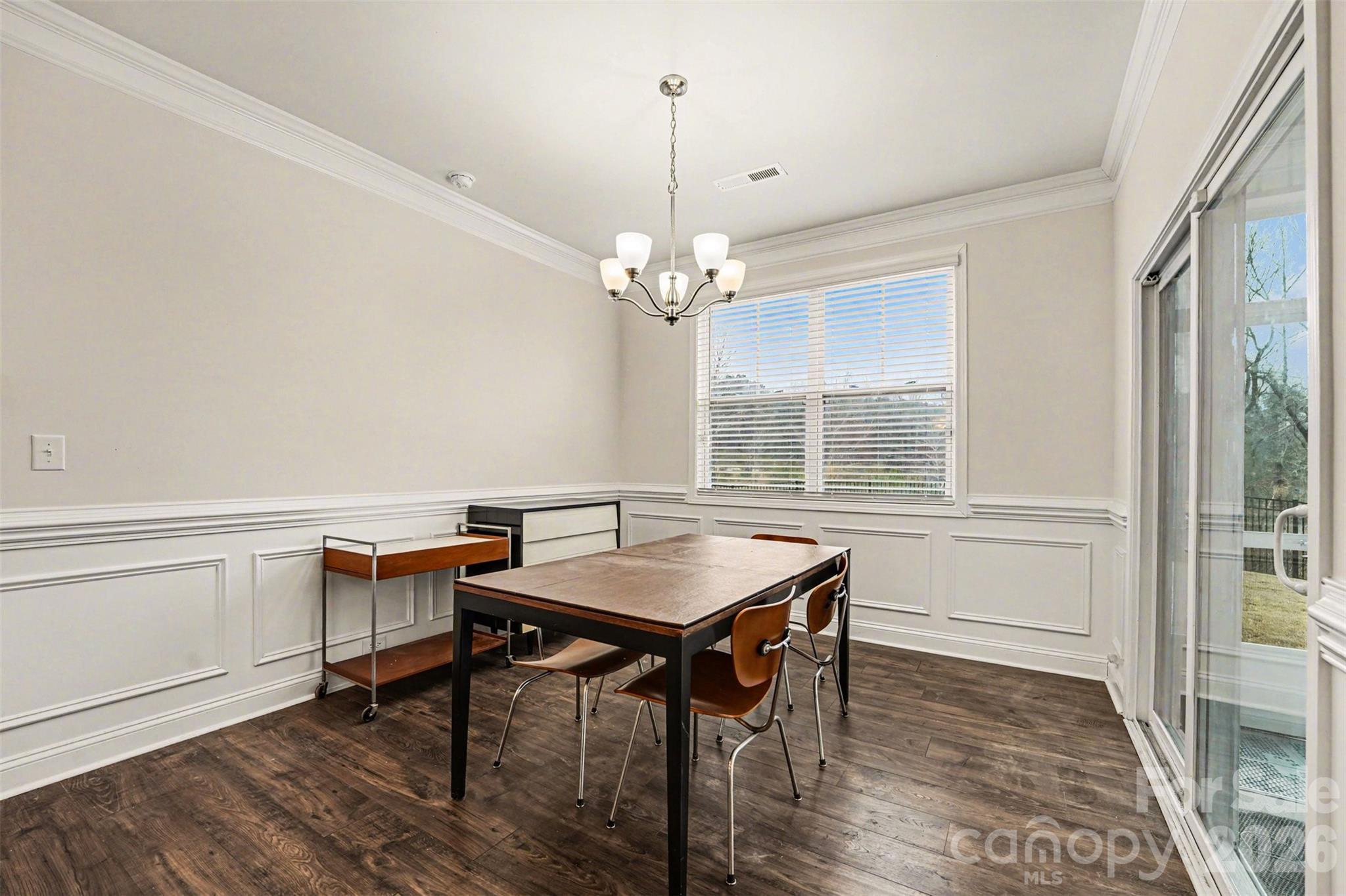 332 Secretariat Drive — Iron Station