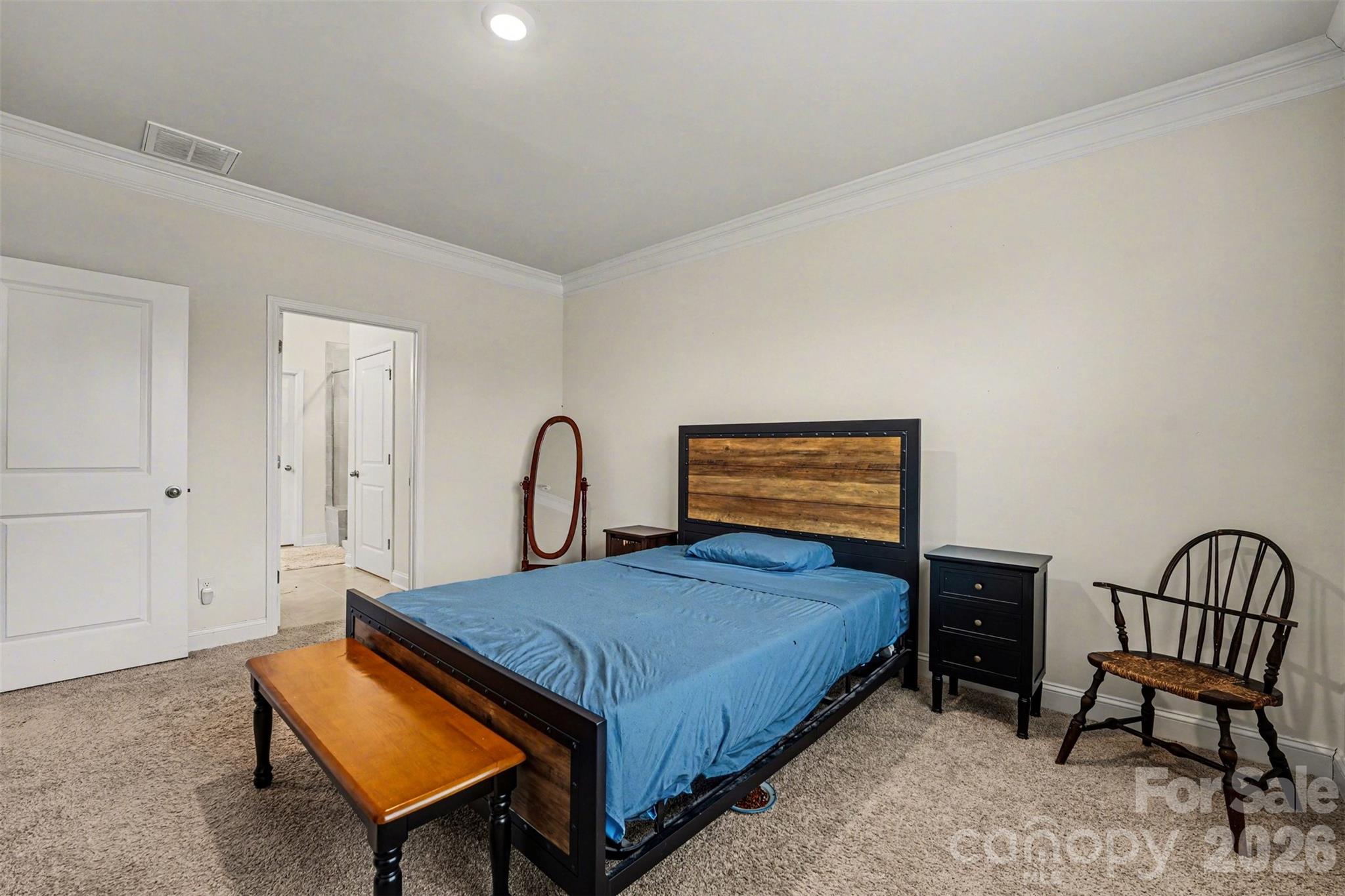 332 Secretariat Drive — Iron Station