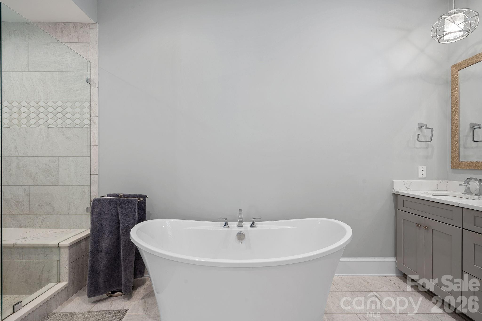 744 Amalfi Drive — Davidson