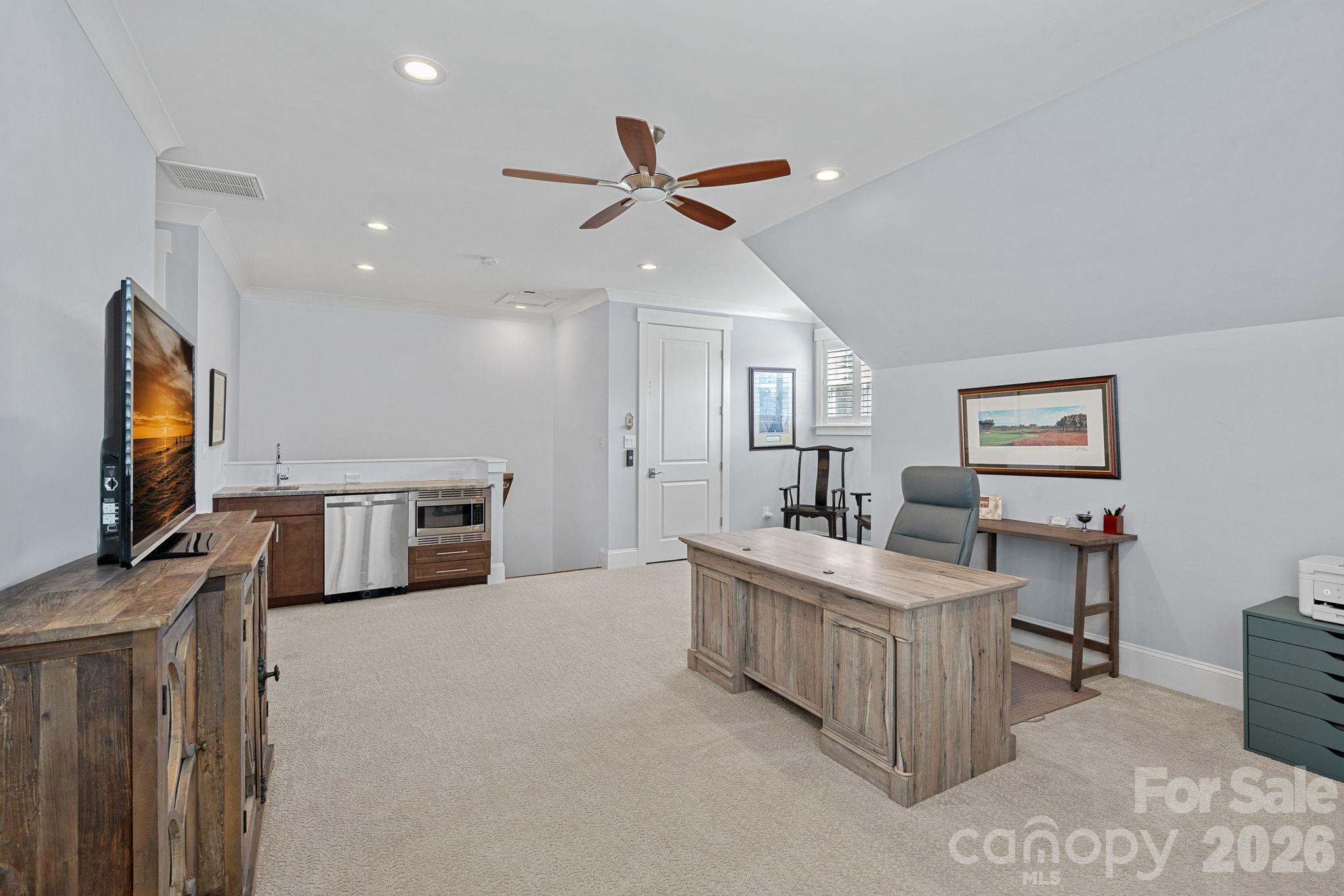 744 Amalfi Drive — Davidson