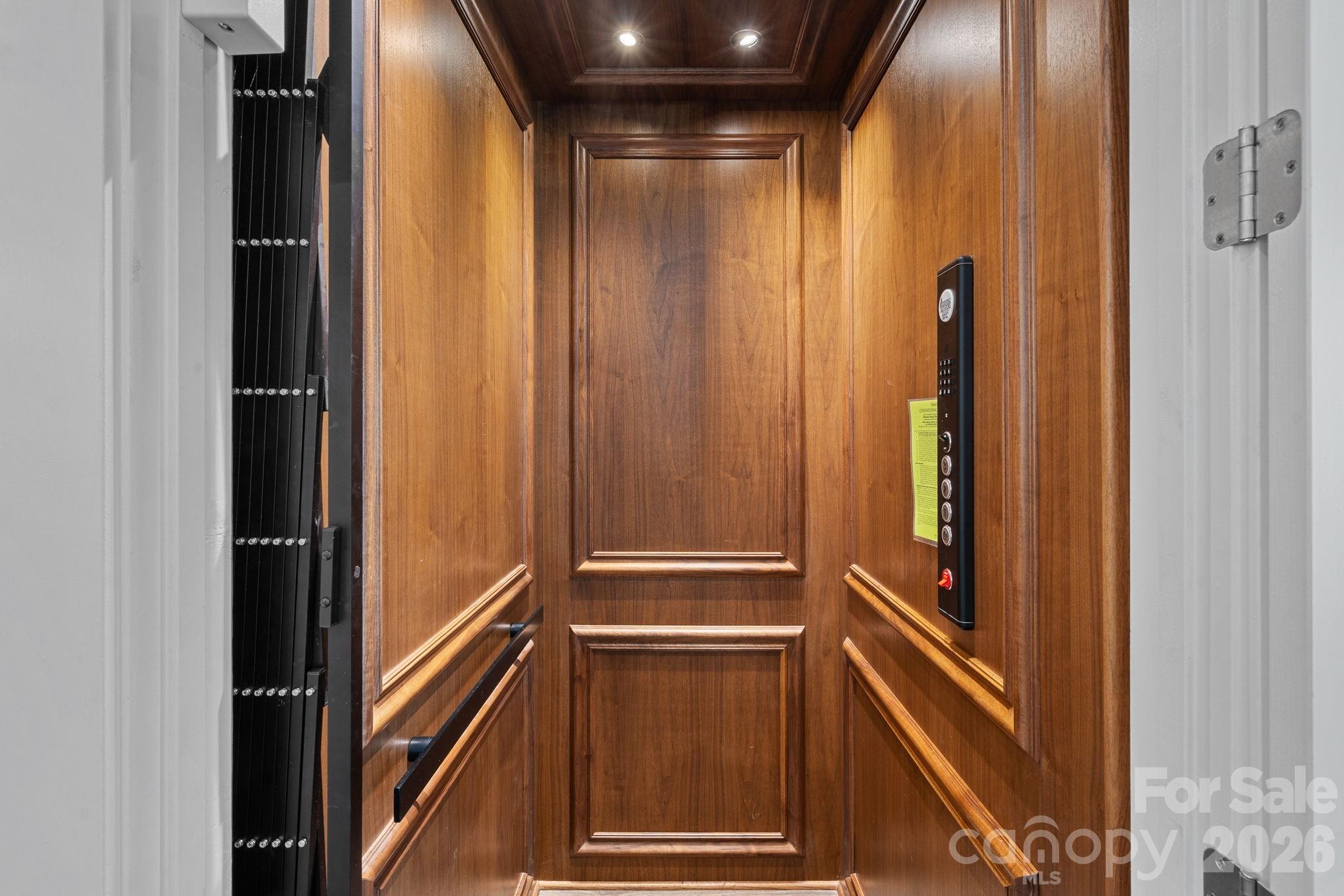 744 Amalfi Drive — Davidson