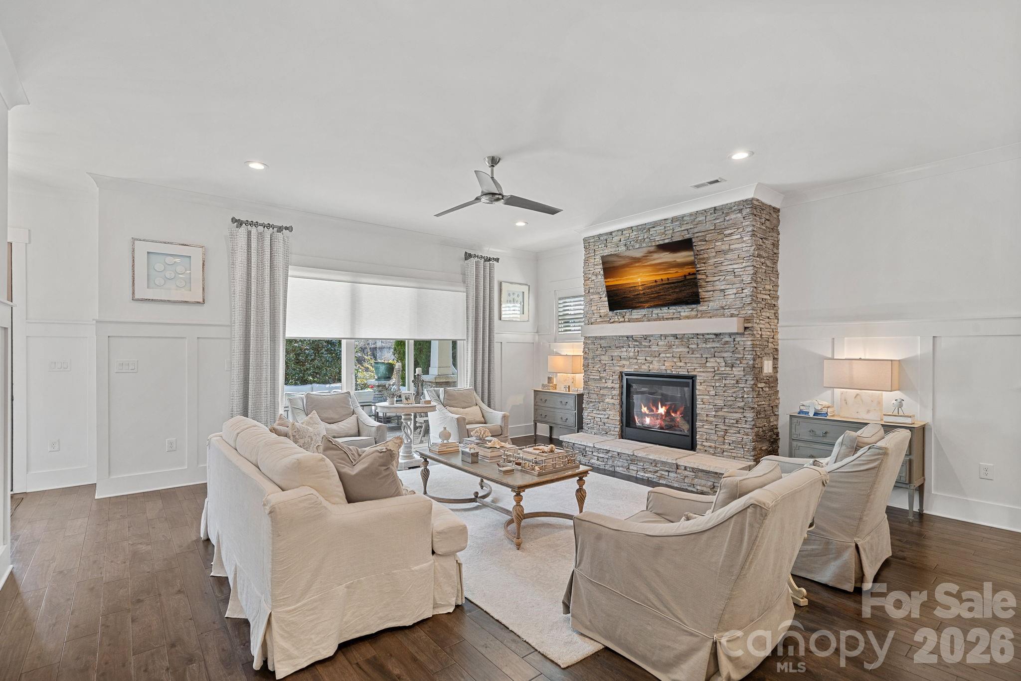 744 Amalfi Drive — Davidson