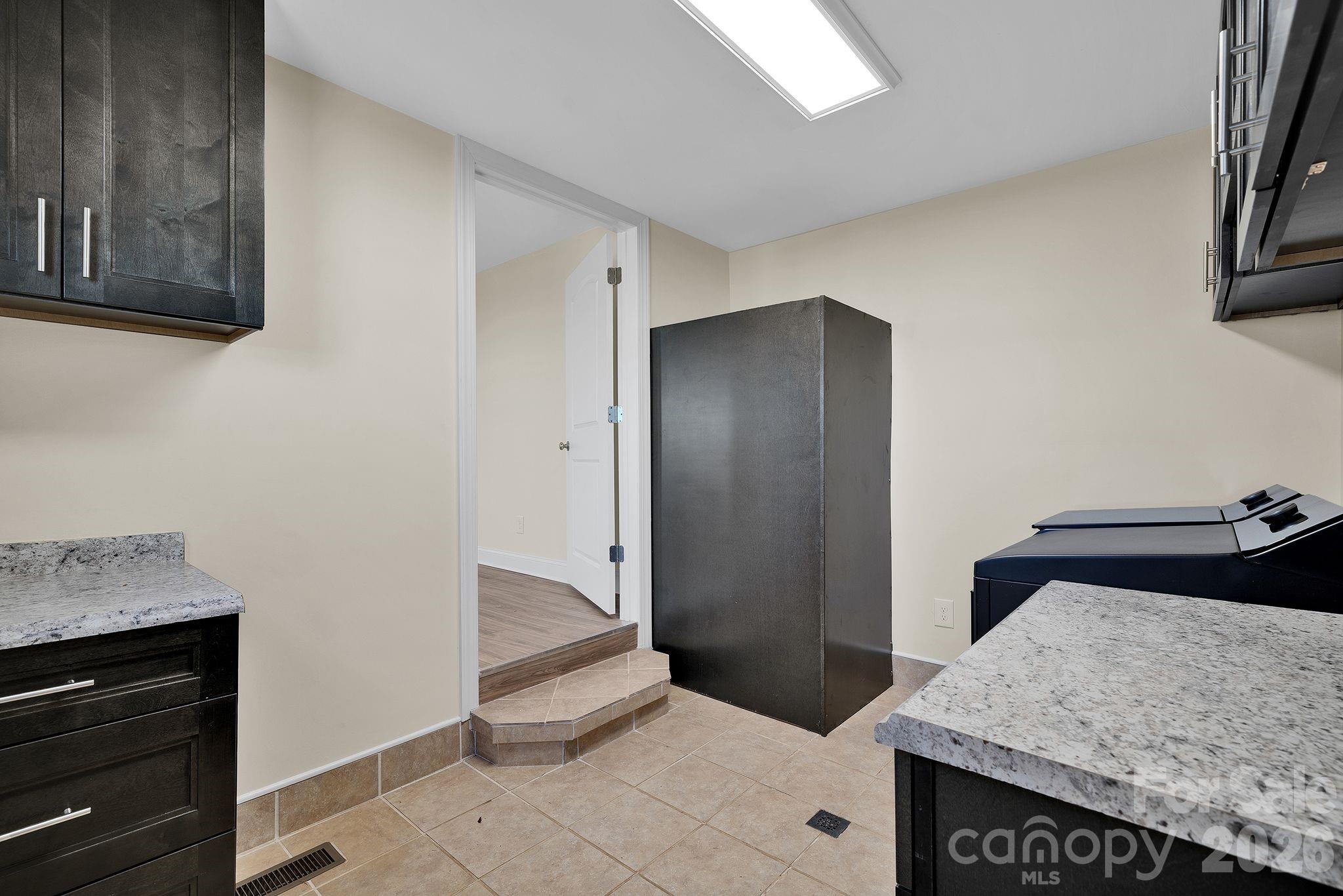 907 Carpenters Grove Church Road — Lawndale