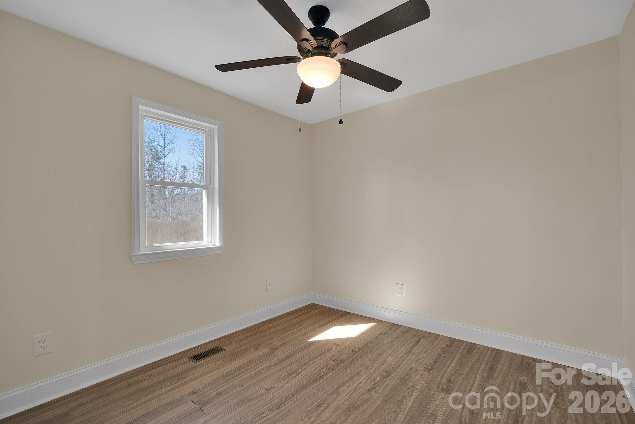 907 Carpenters Grove Church Road — Lawndale