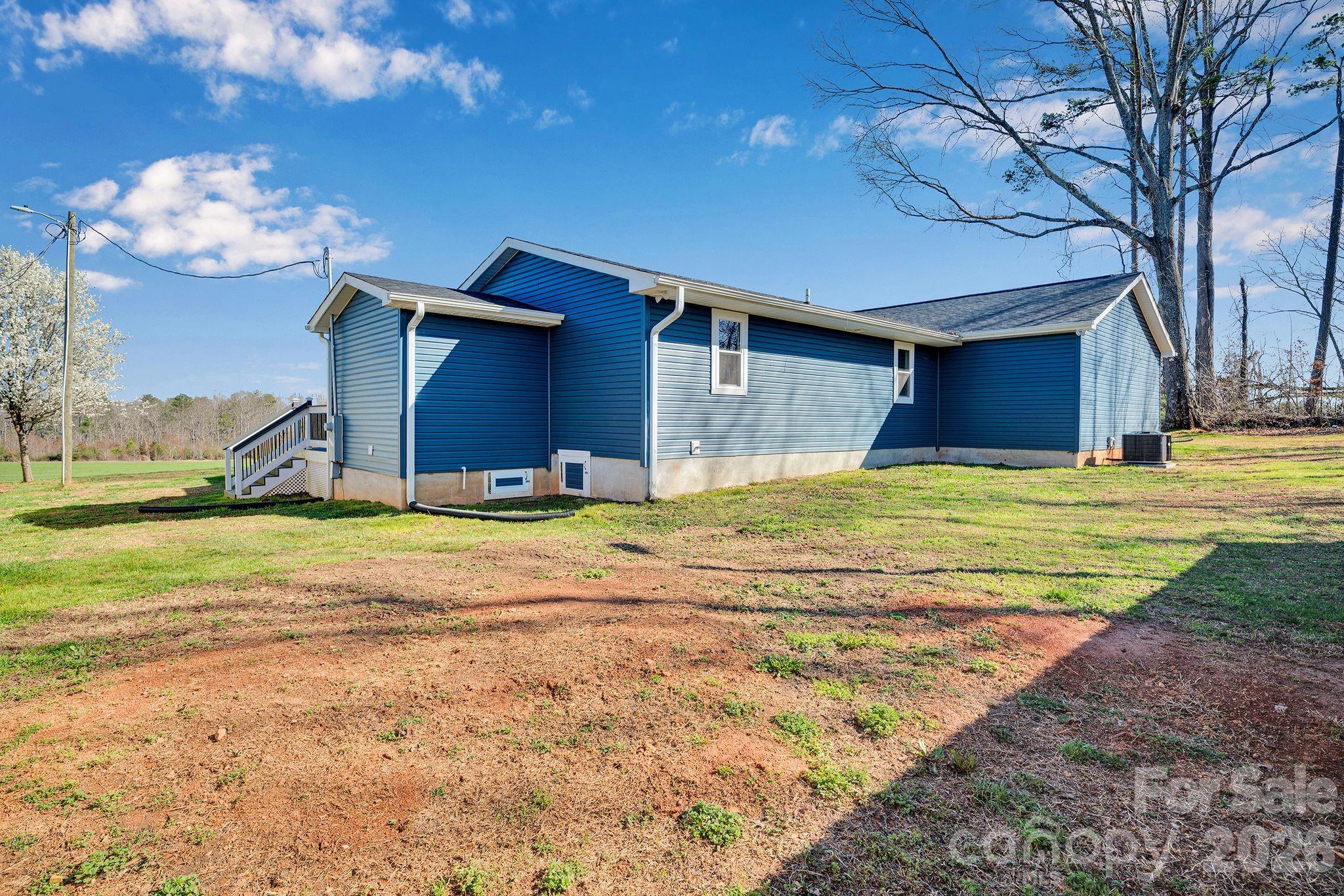 907 Carpenters Grove Church Road — Lawndale