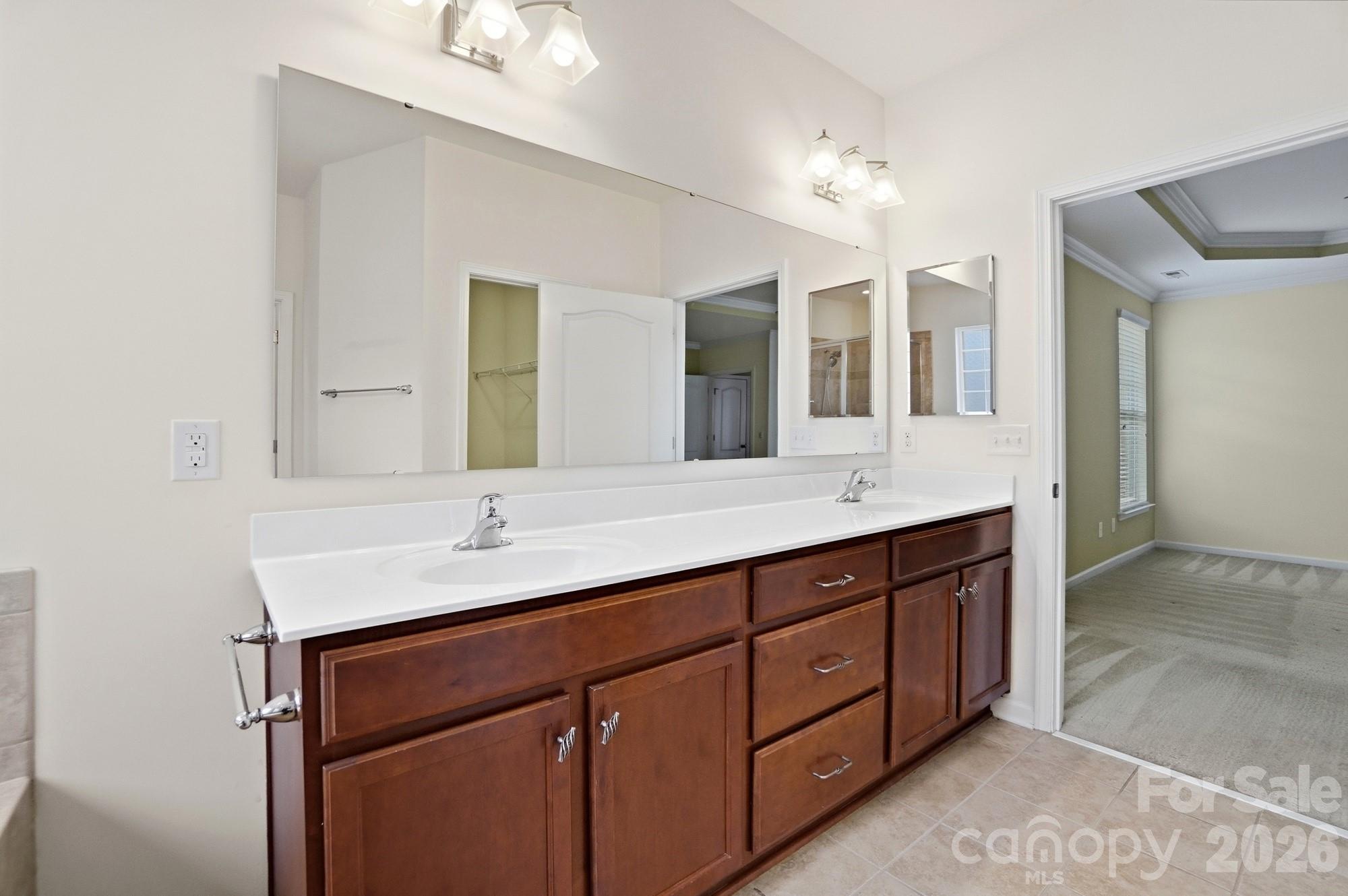 14413 Old Dobbin Drive — Huntersville