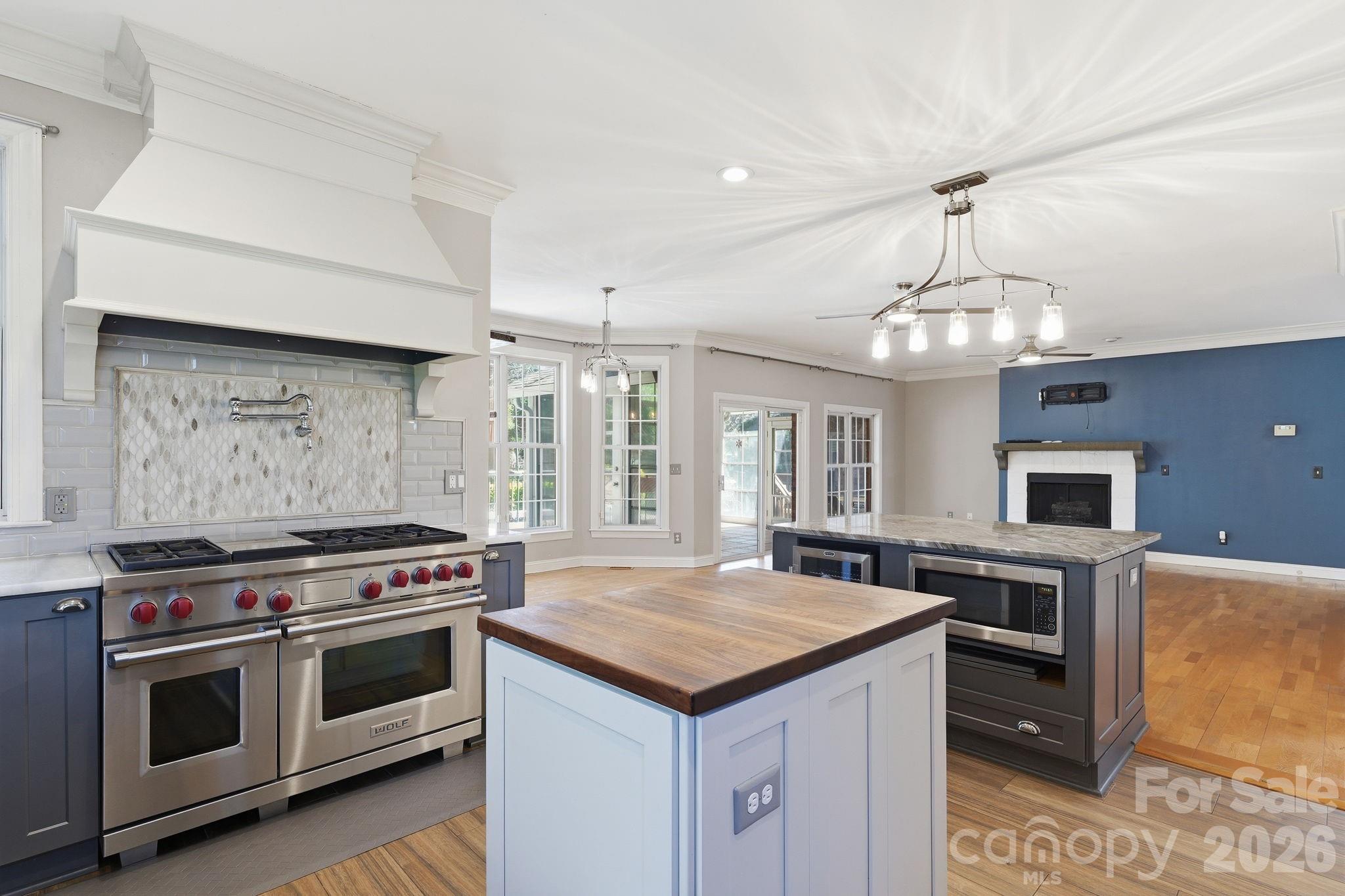 6119 Highview Road — Matthews