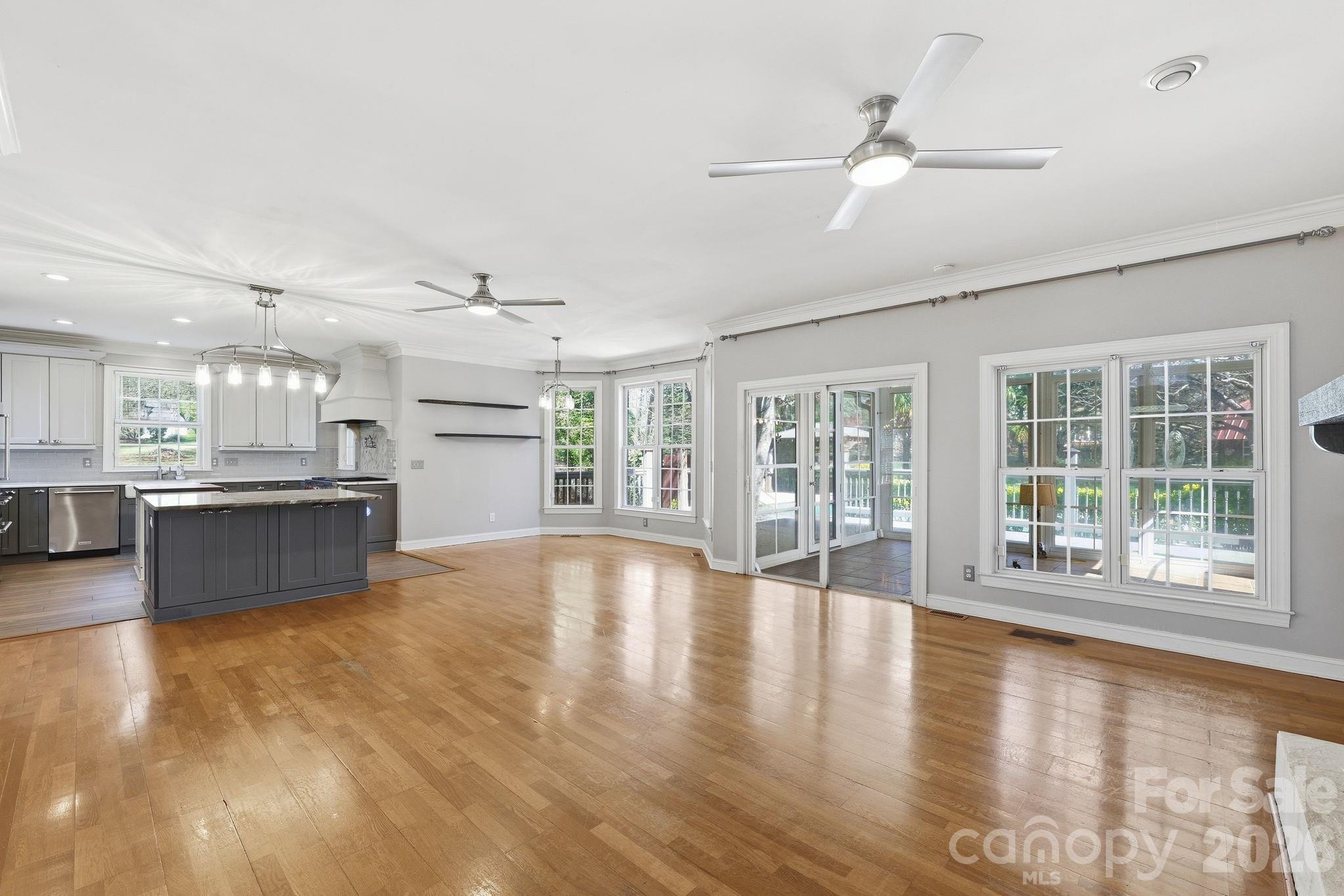 6119 Highview Road — Matthews