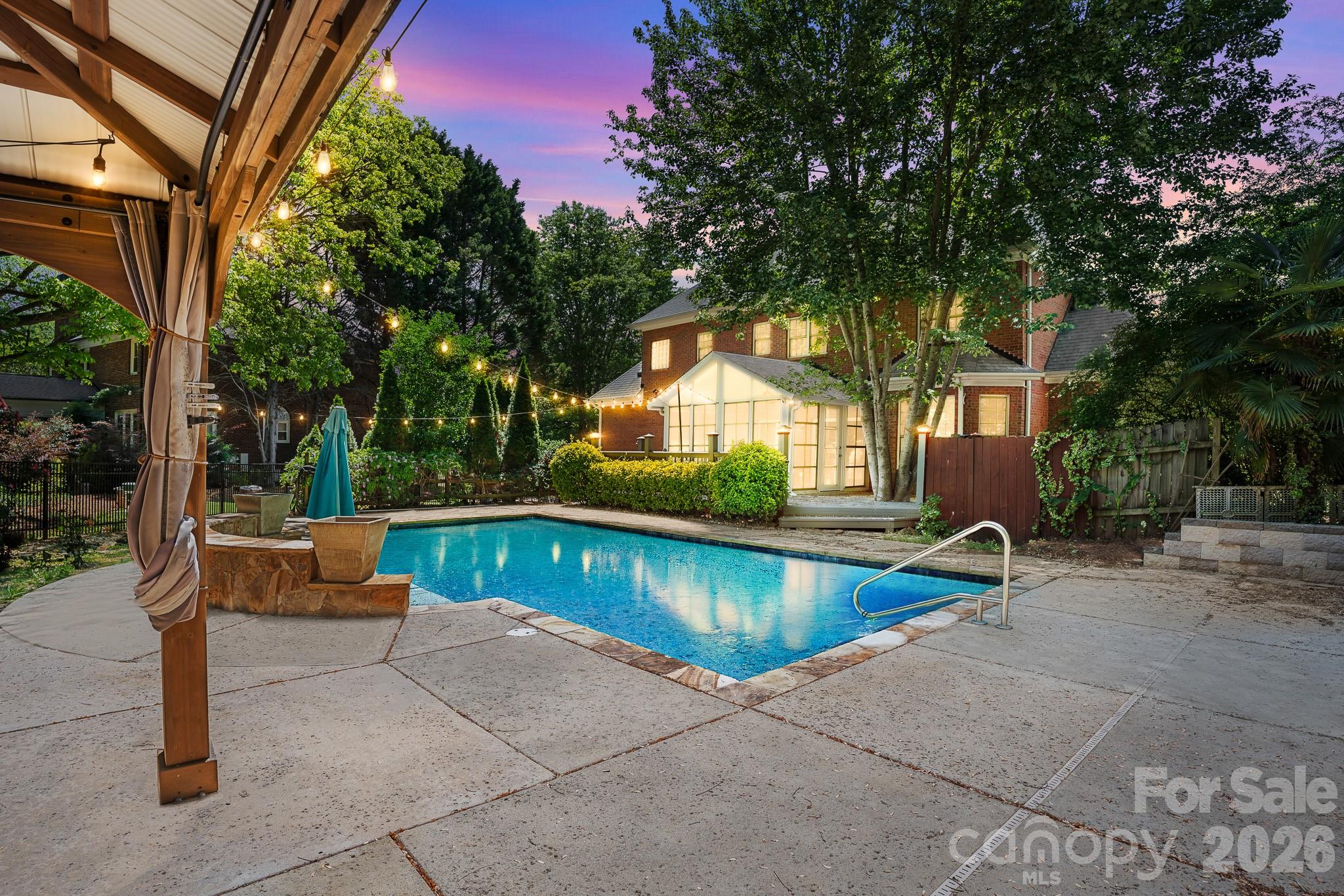 6119 Highview Road — Matthews