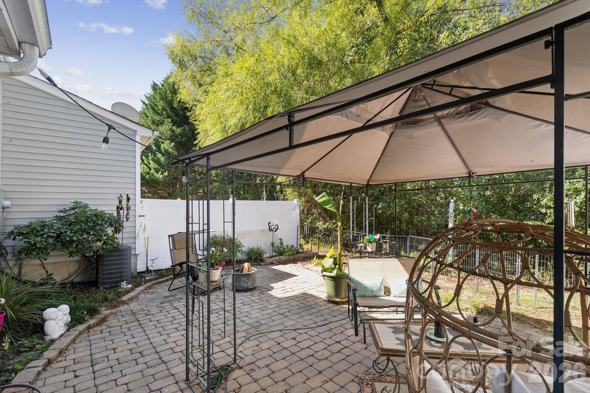 6037 Queens Walk Court — Fort Mill