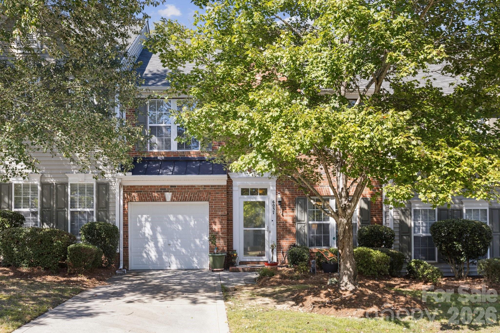 6037 Queens Walk Court — Fort Mill