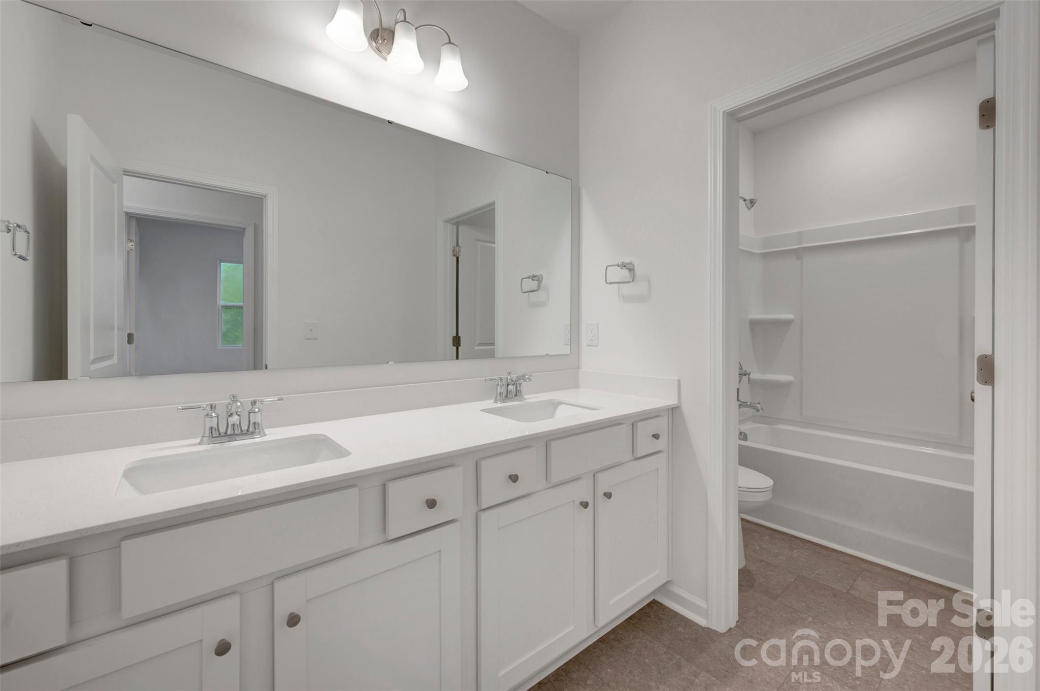 205 Amber Glen Drive — Locust