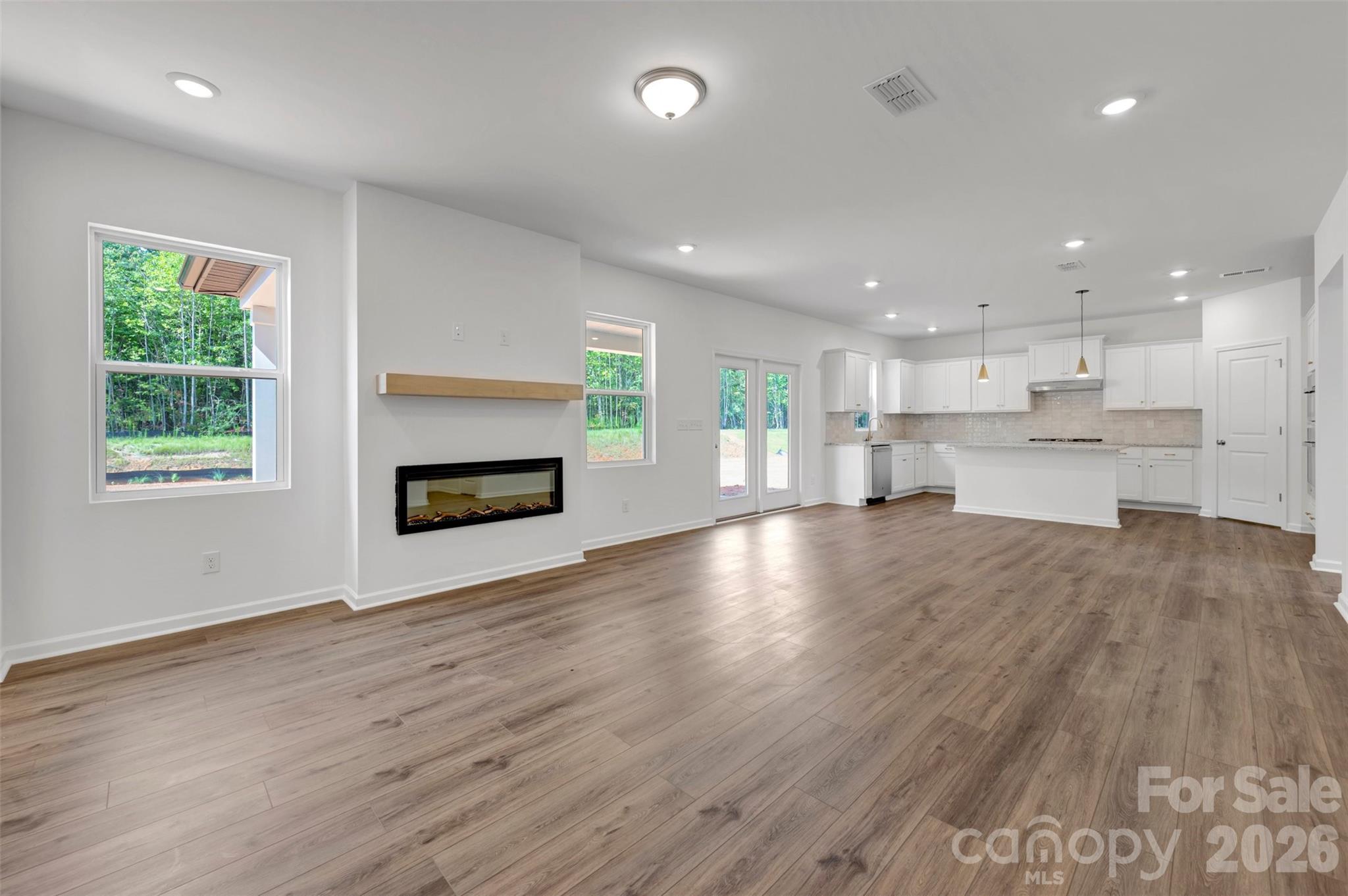 221 Amber Glen Drive — Locust