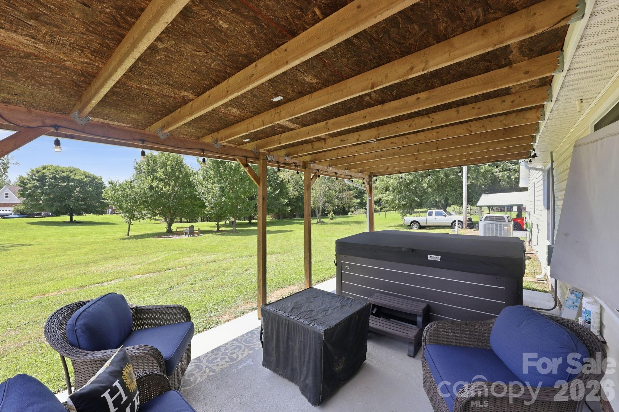 25472 Millingport Road — Locust