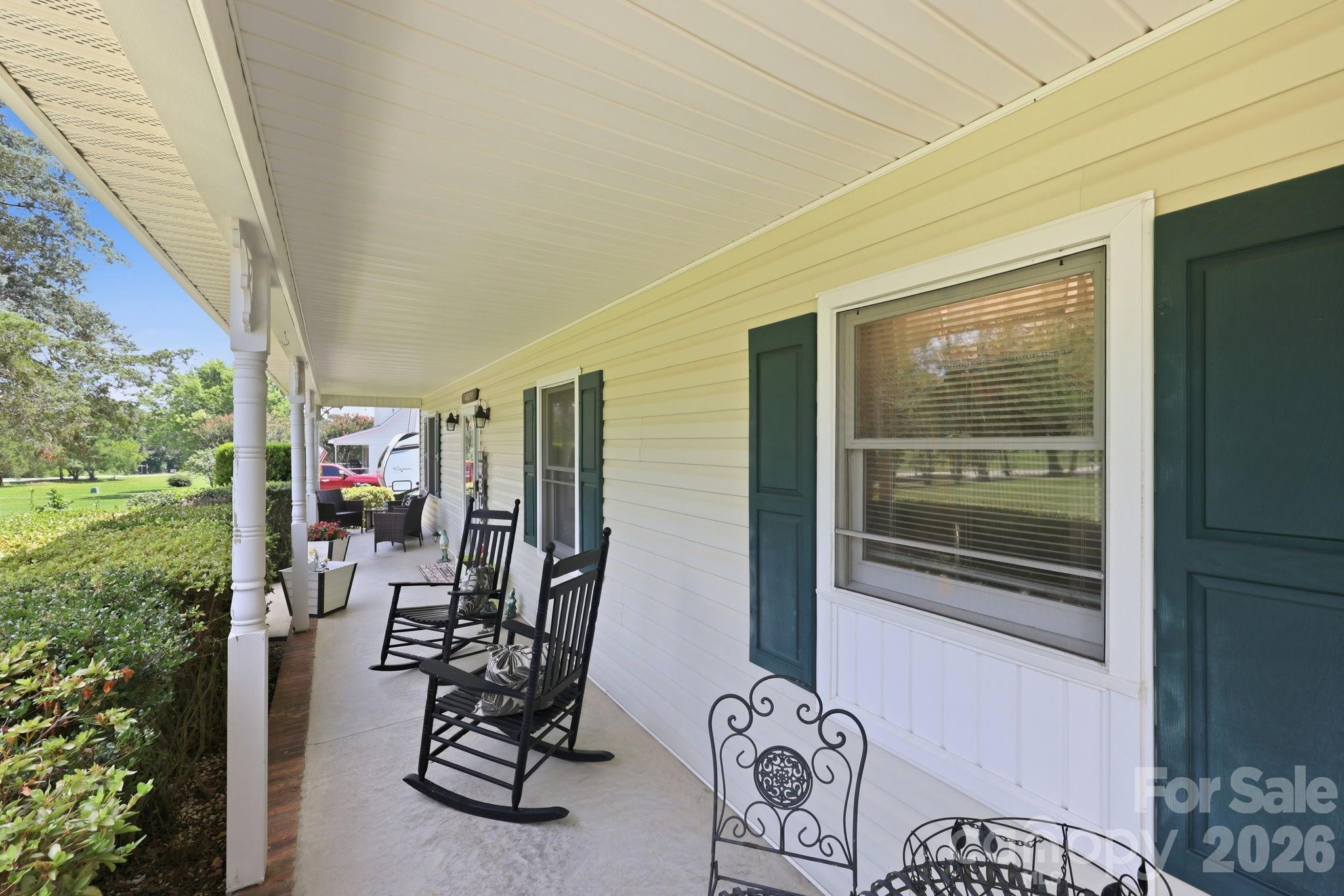 25472 Millingport Road — Locust
