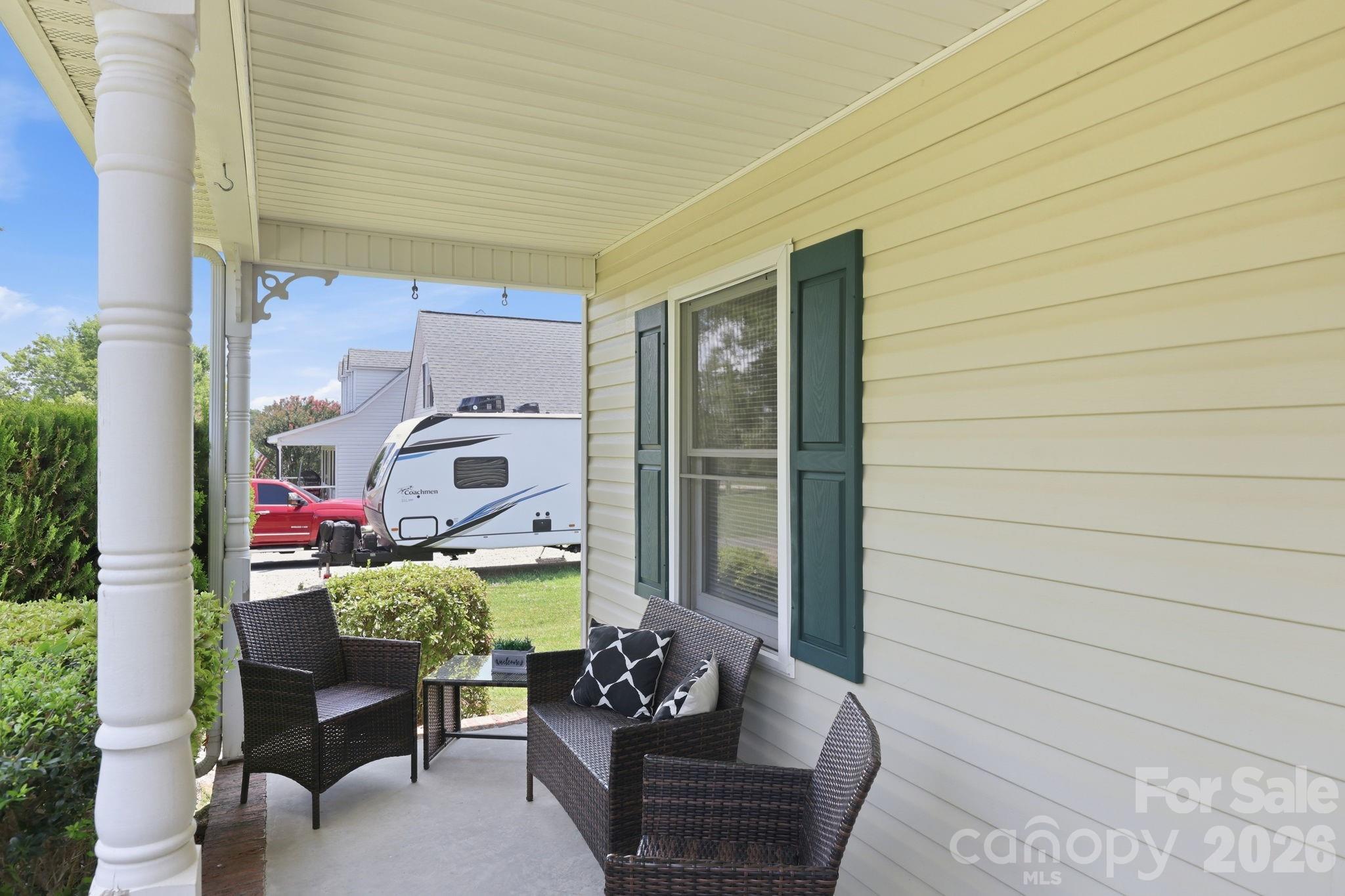 25472 Millingport Road — Locust