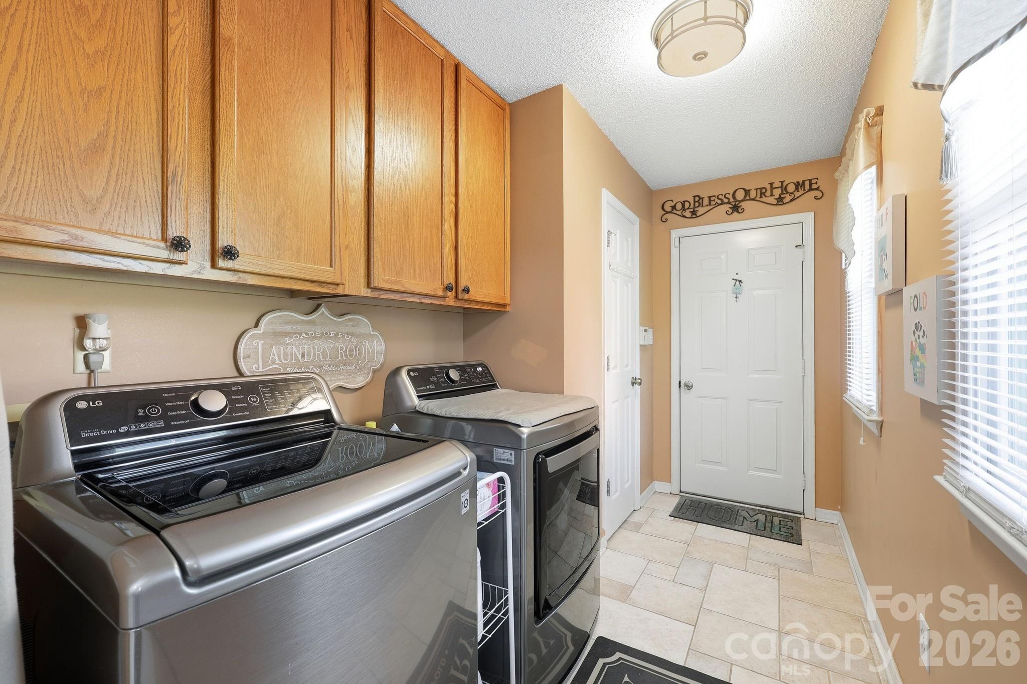 25472 Millingport Road — Locust