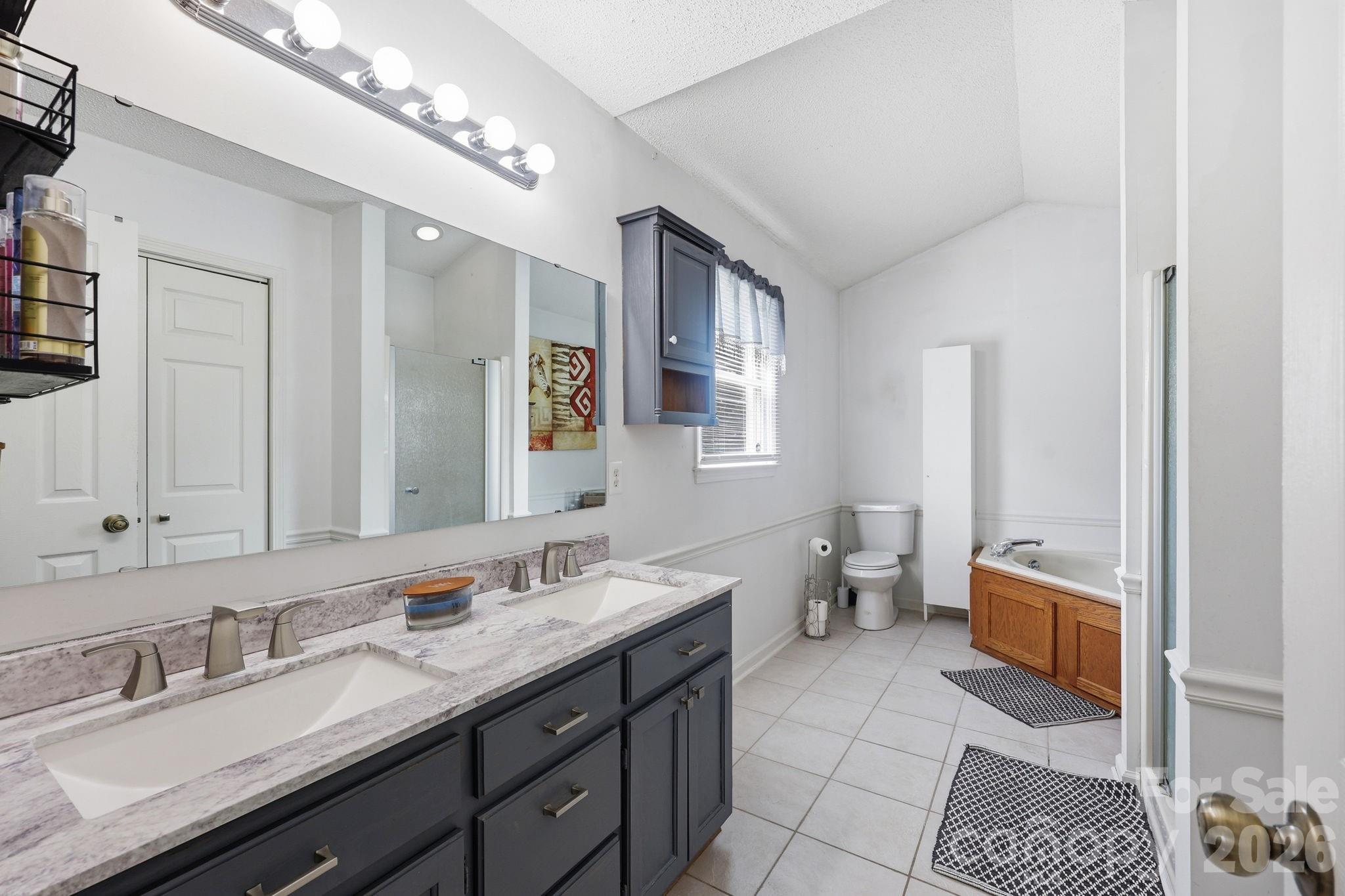 25472 Millingport Road — Locust