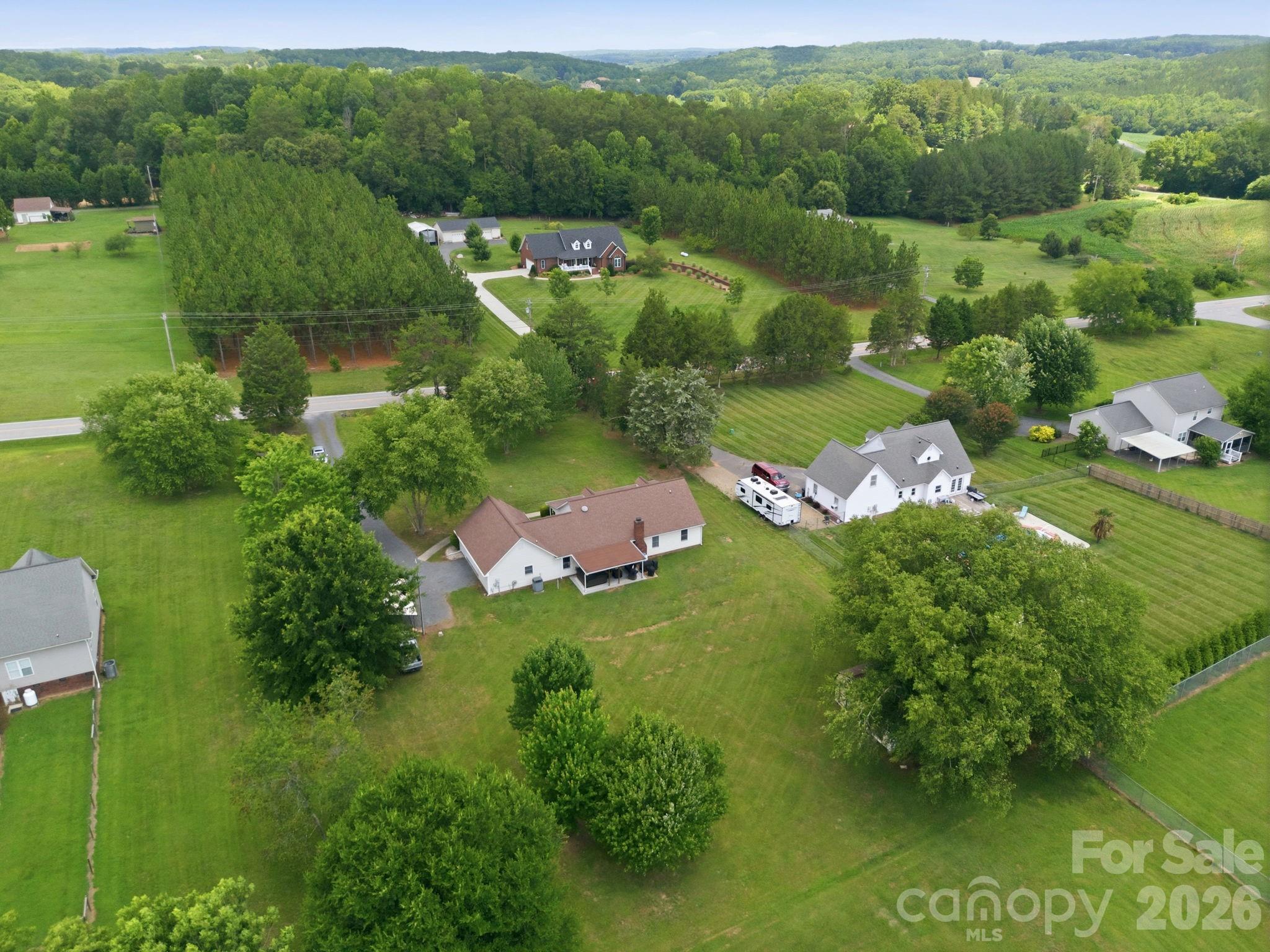 25472 Millingport Road — Locust