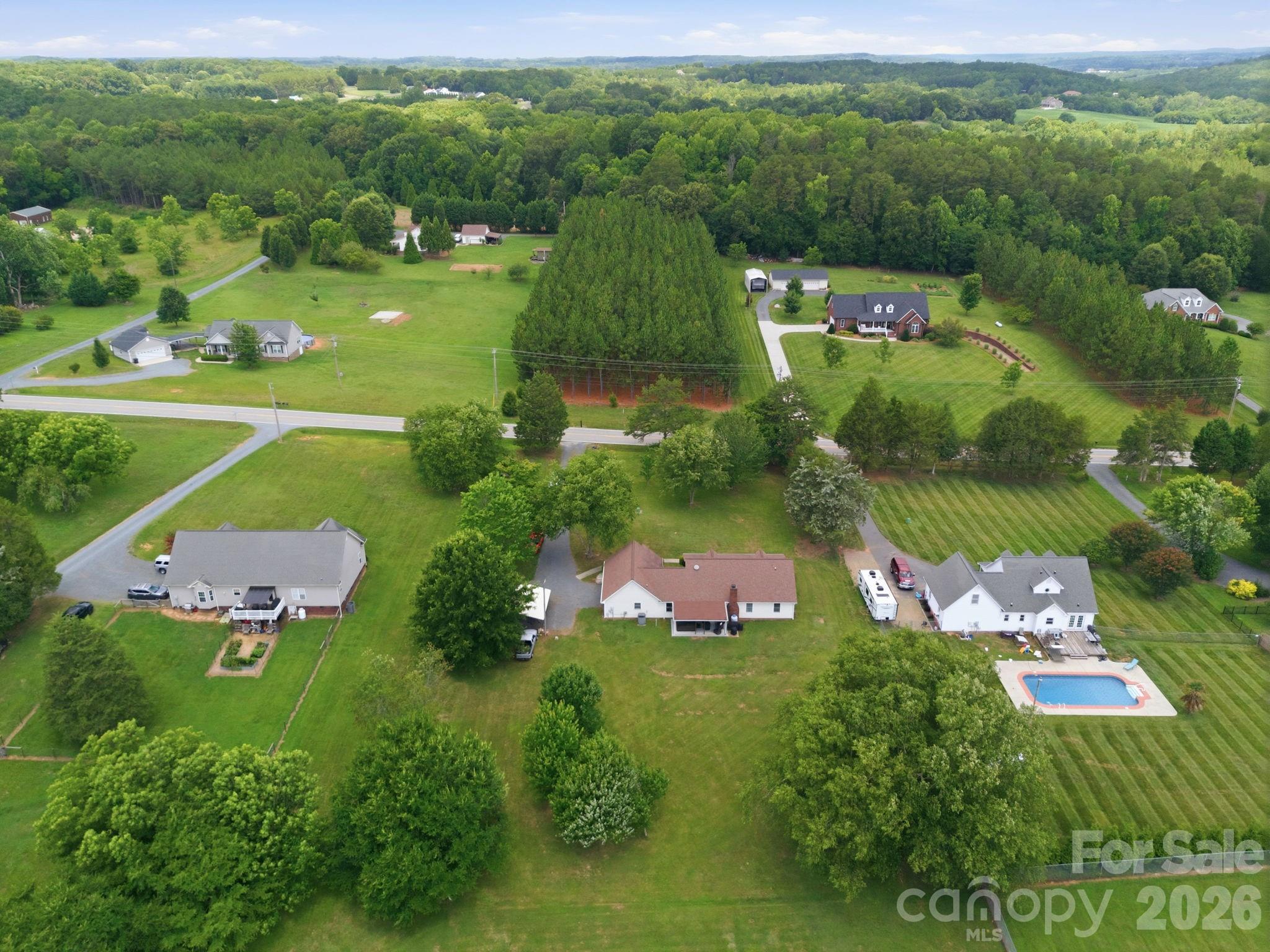 25472 Millingport Road — Locust