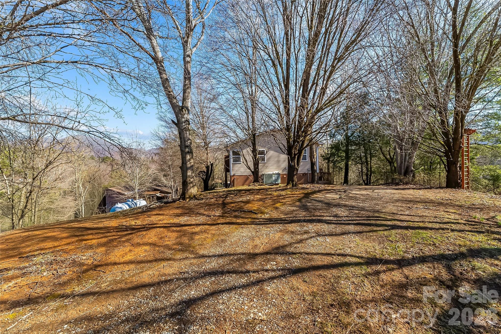 350 Sandy Bottom Road — Marshall