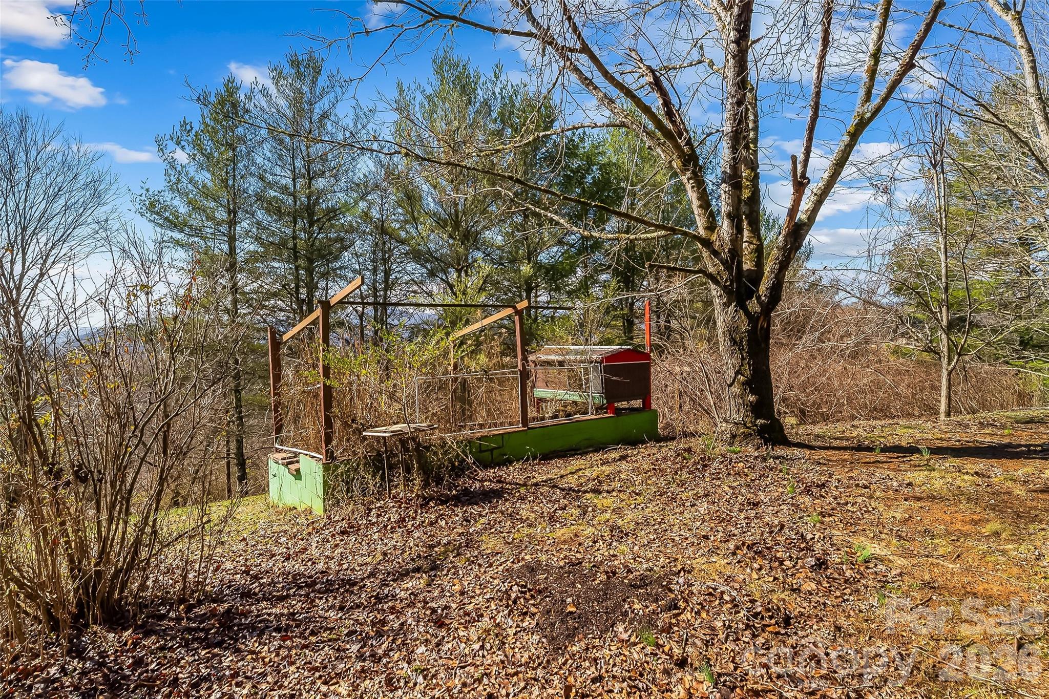 350 Sandy Bottom Road — Marshall