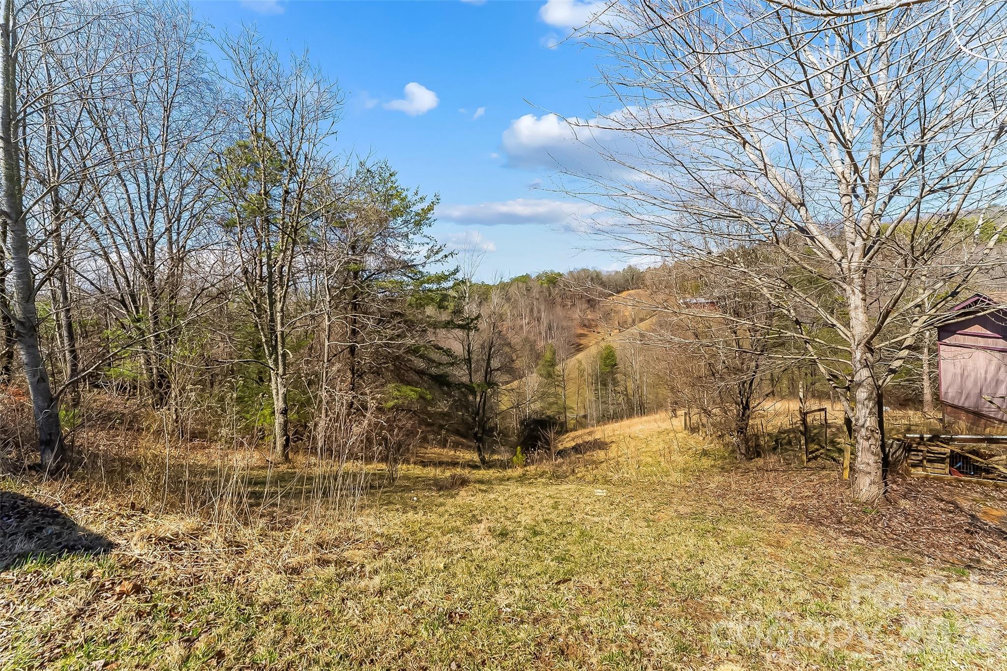 350 Sandy Bottom Road — Marshall