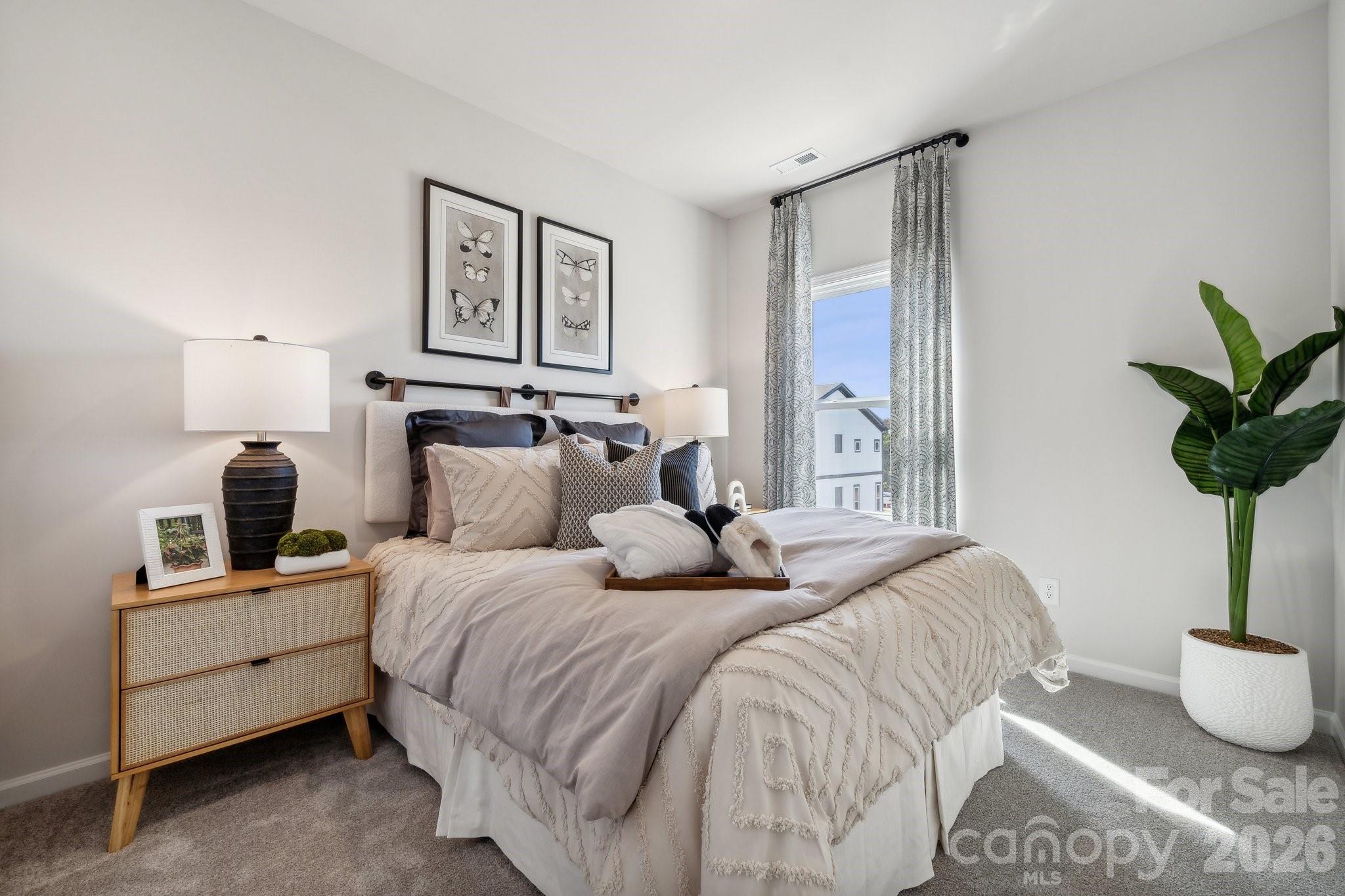 2151 Hawksworth Lane — Charlotte