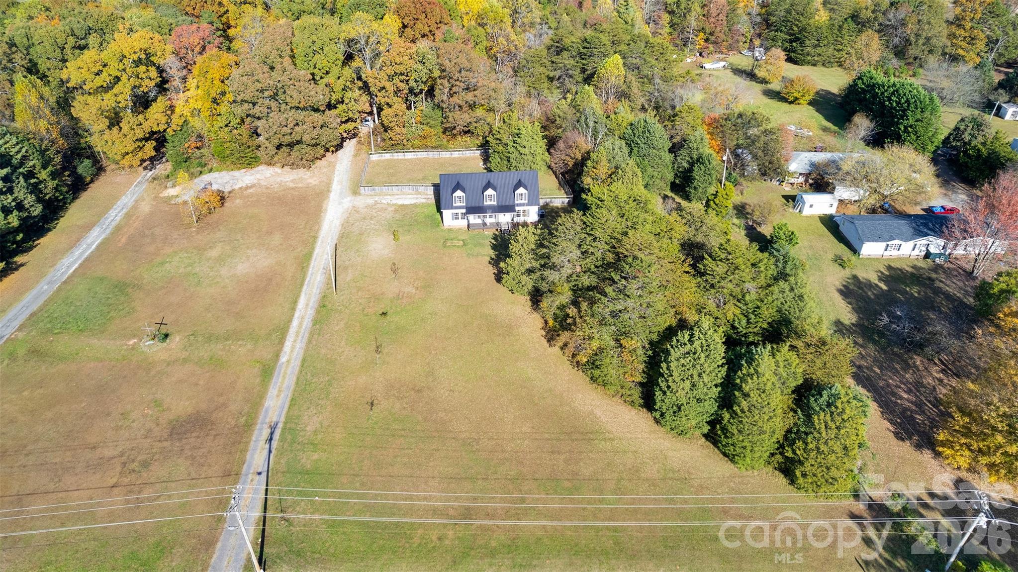 513 Weathers Creek Road — Troutman