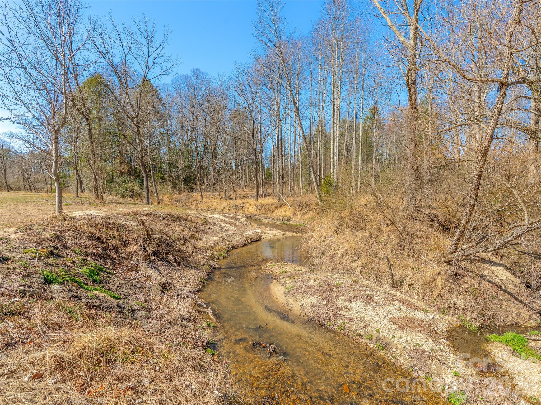 90 Saddle Club Lane — Hendersonville