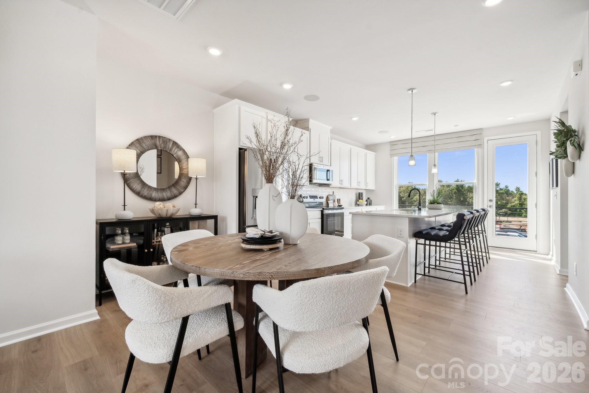 2159 Hawksworth Lane — Charlotte