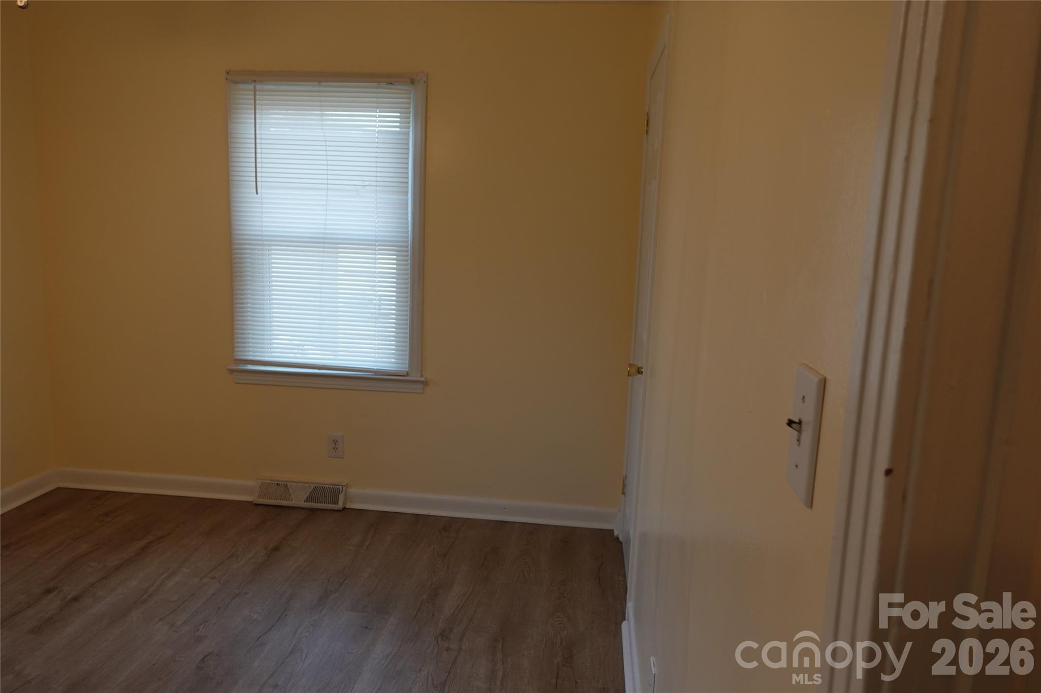 155 Robbins Street SW — Concord