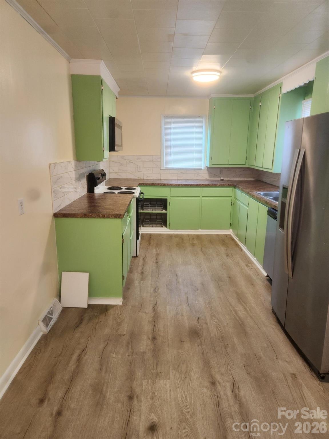 155 Robbins Street SW — Concord