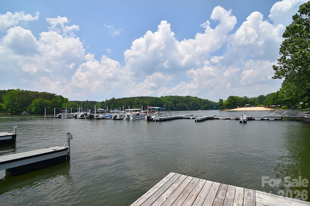 200 Badin View Road — New London