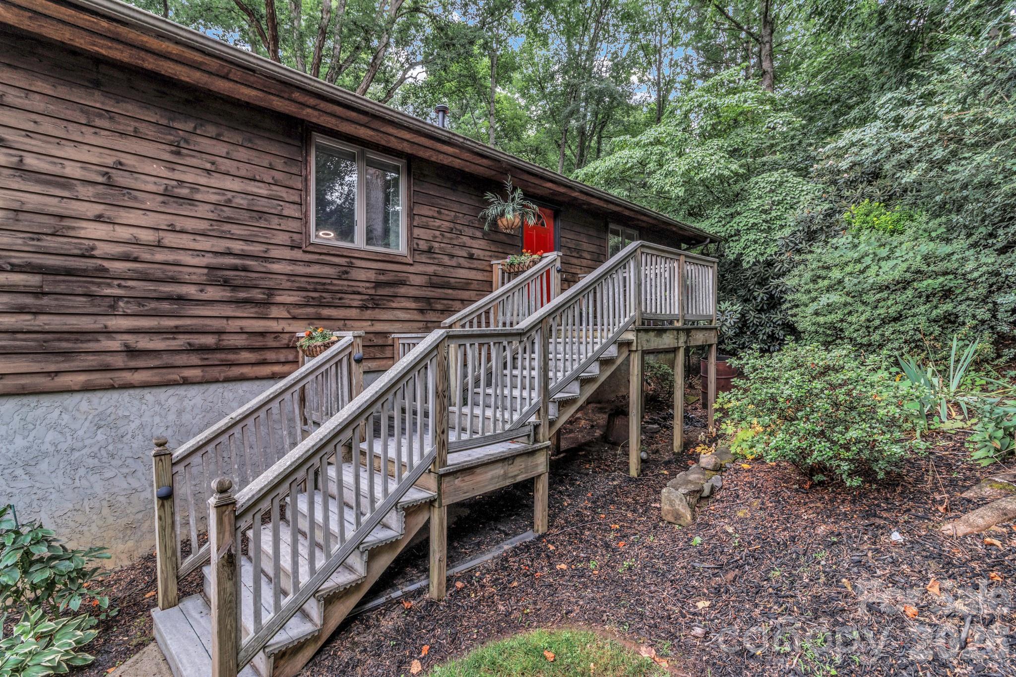 603 Rose Hill Road — Asheville