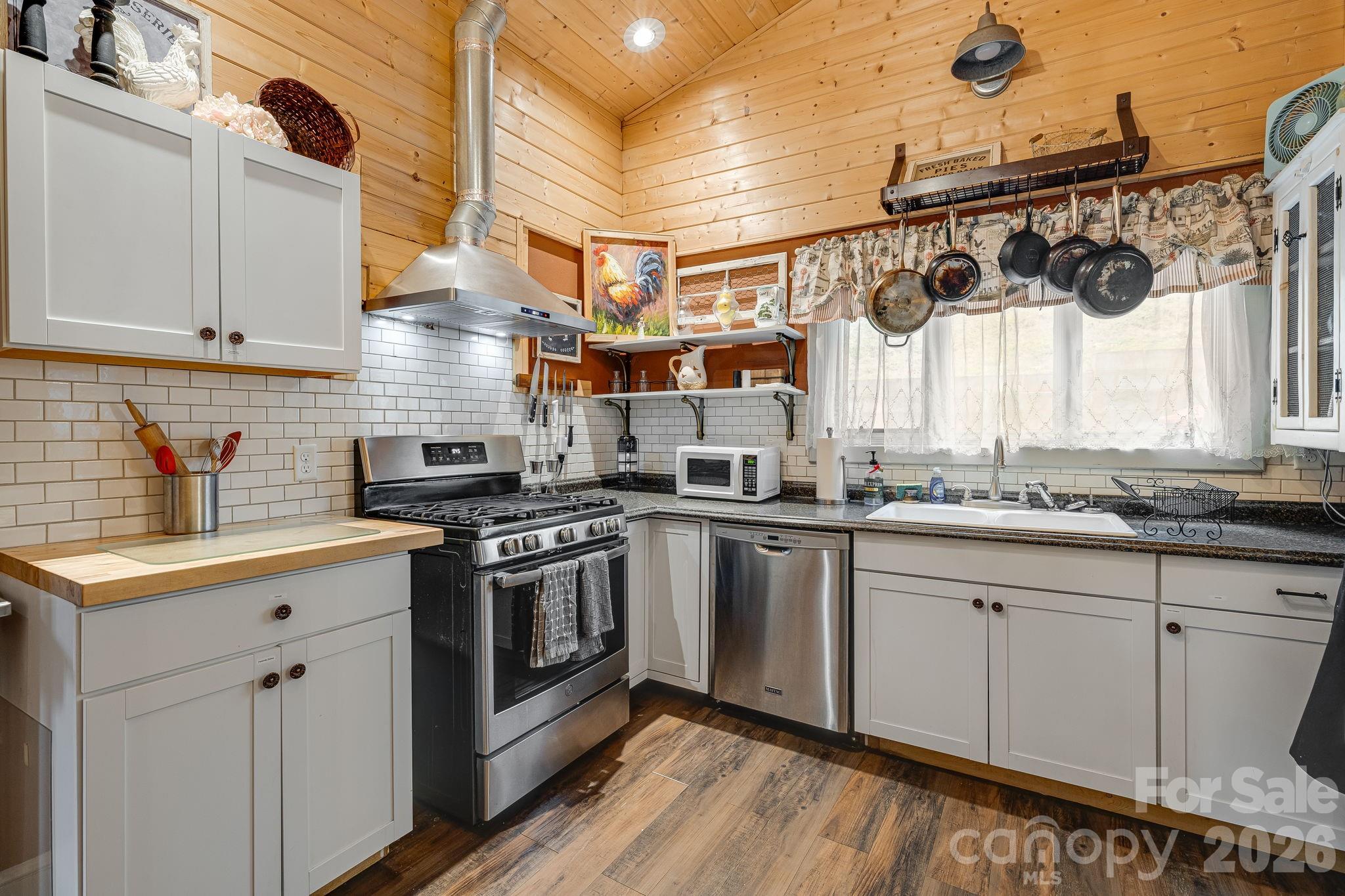 364 Haywood Road — Dillsboro