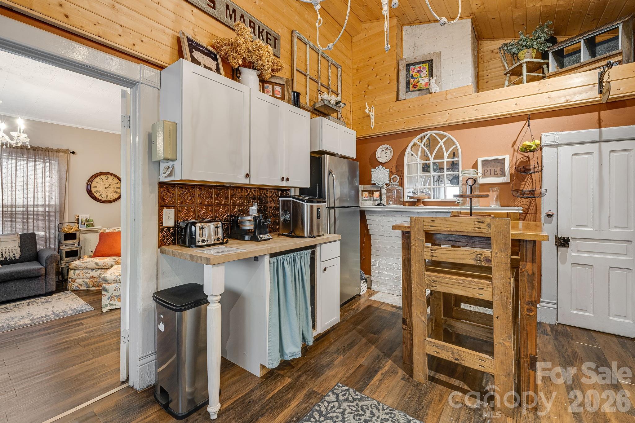 364 Haywood Road — Dillsboro