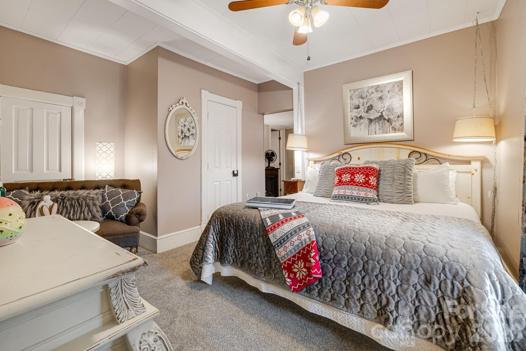 364 Haywood Road — Dillsboro