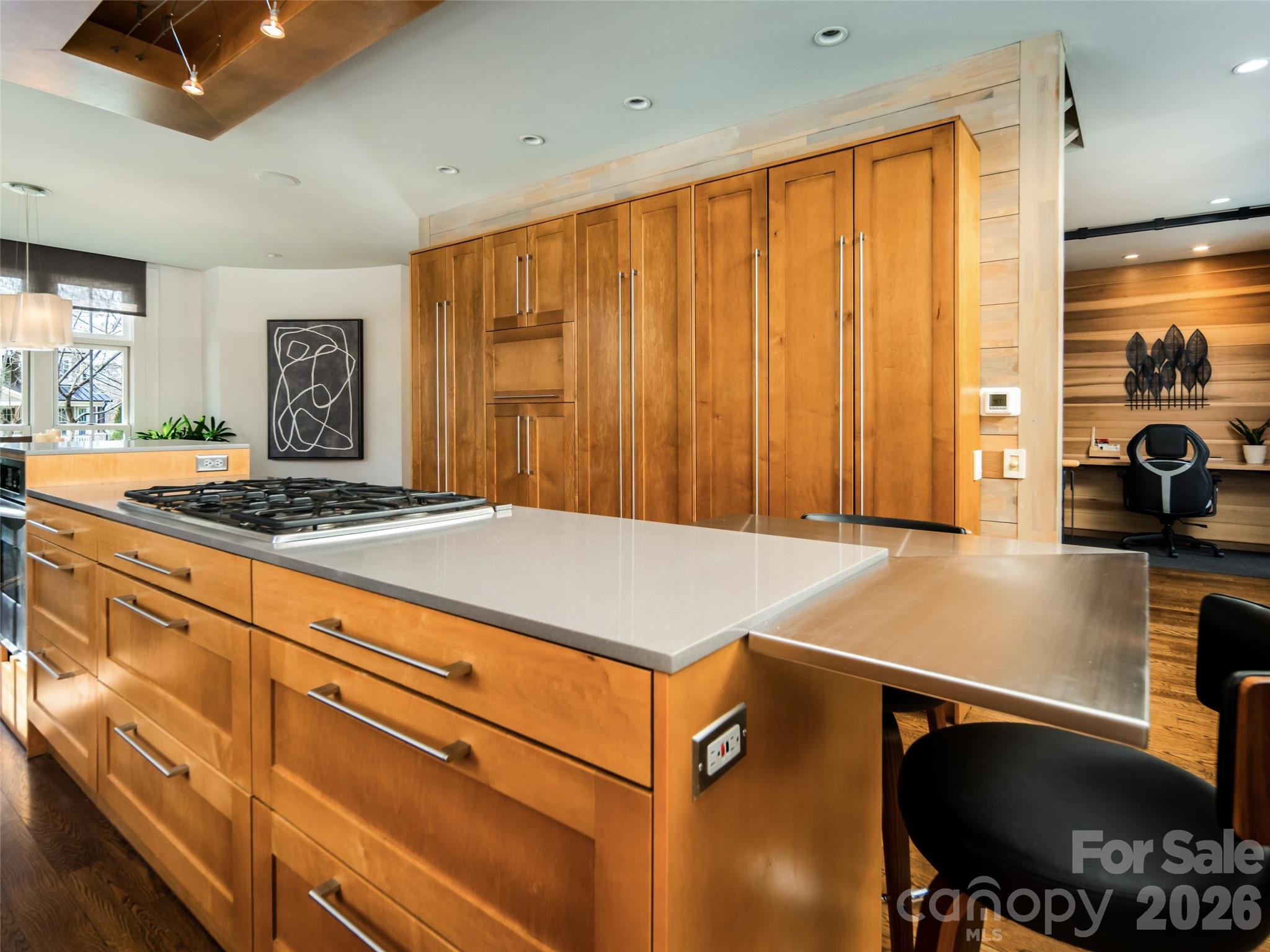 1002 Coves Pheasant Court — Biltmore Lake