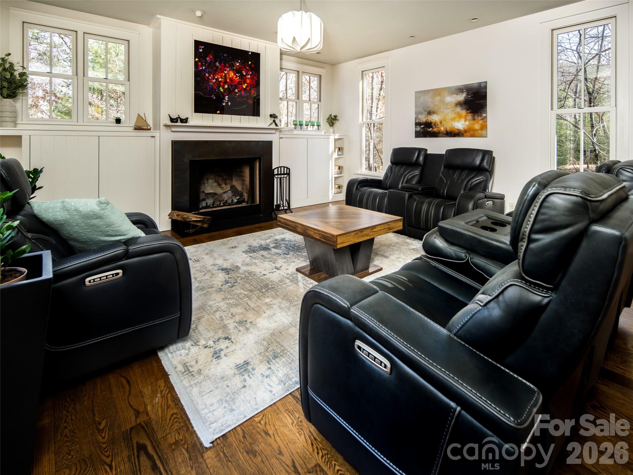 1002 Coves Pheasant Court — Biltmore Lake