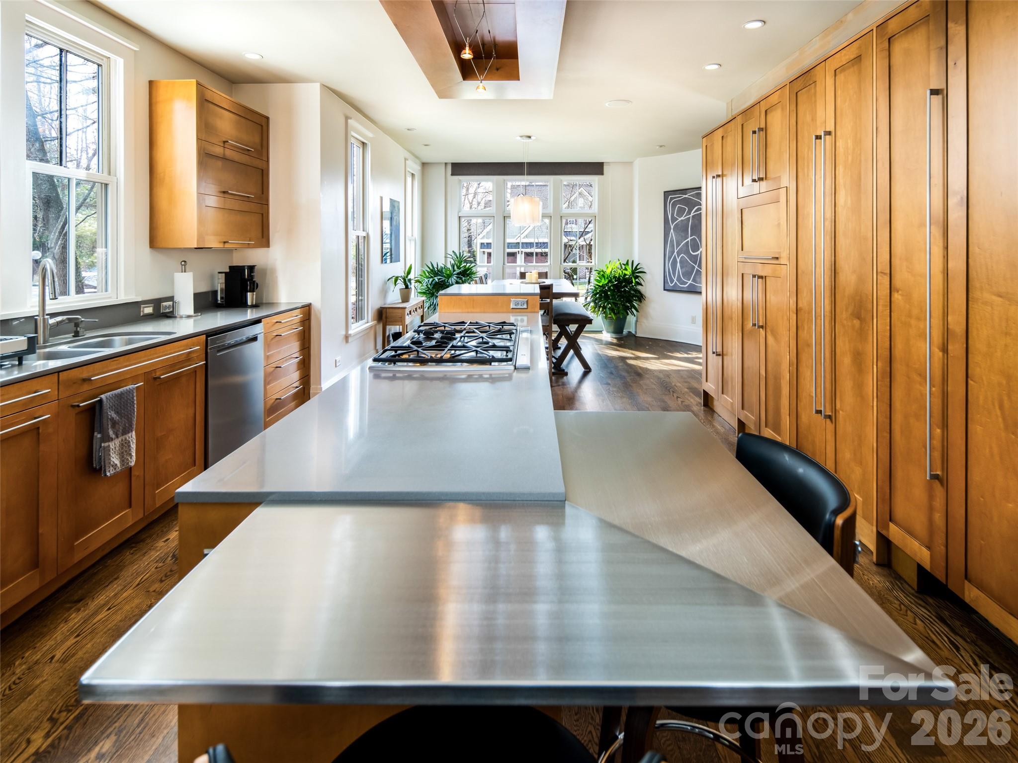1002 Coves Pheasant Court — Biltmore Lake
