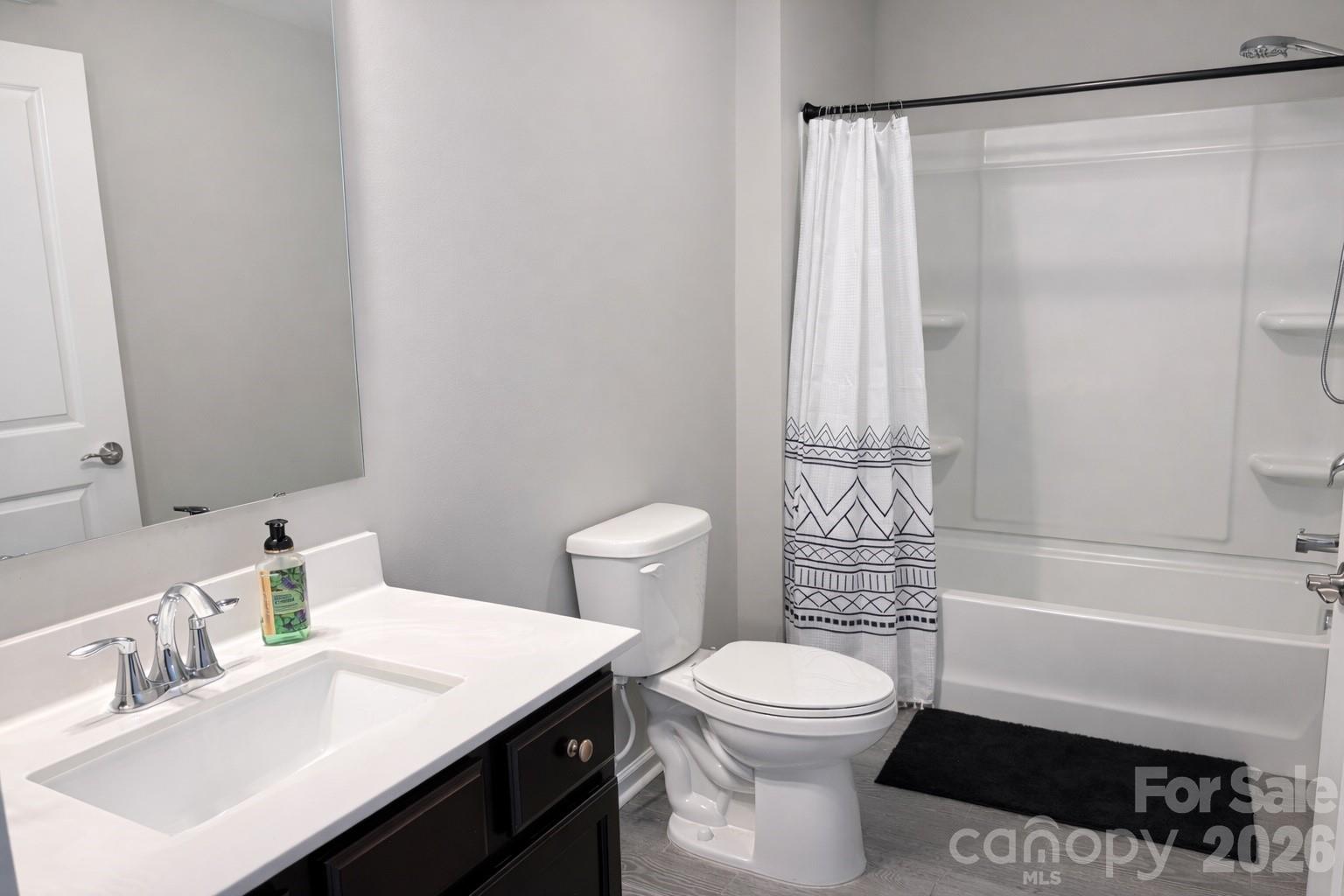 5235 Admirals Landing — Lancaster