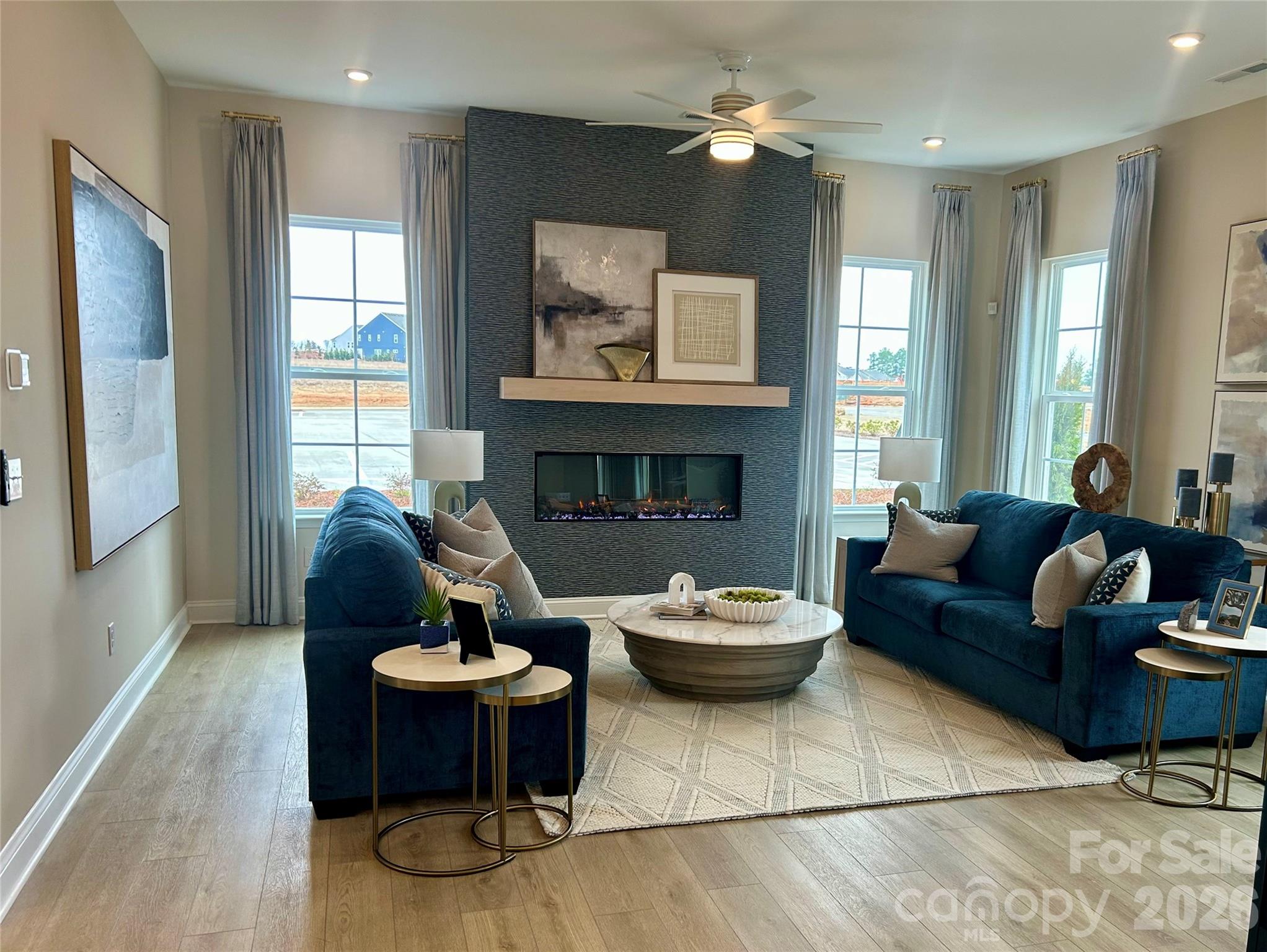 4104 Hickory Place Lane — Pineville