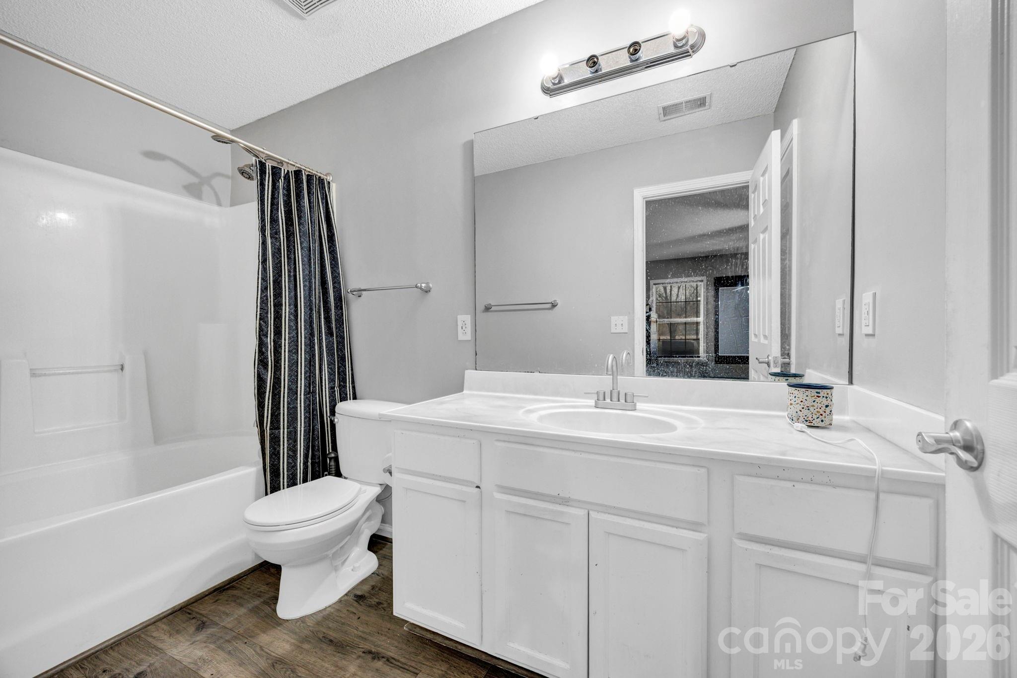 164 Alexander Pointe Drive — Hopkins