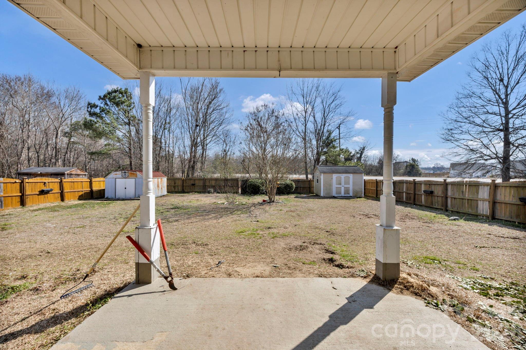 164 Alexander Pointe Drive — Hopkins