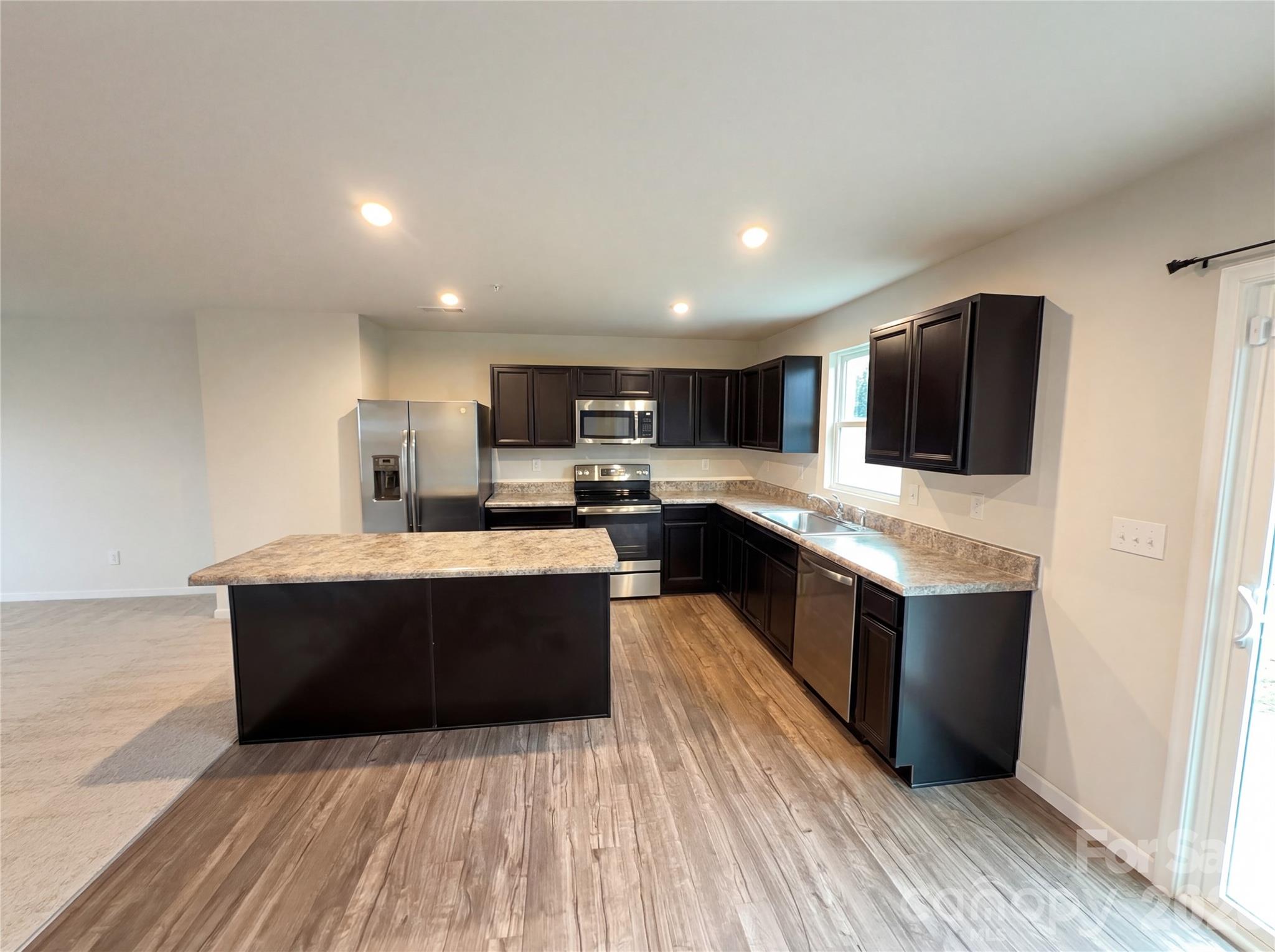 2511 Willow Pond Lane SE — Concord