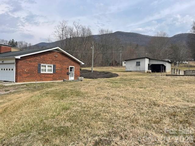 325 Tater Hill Road — Zionville