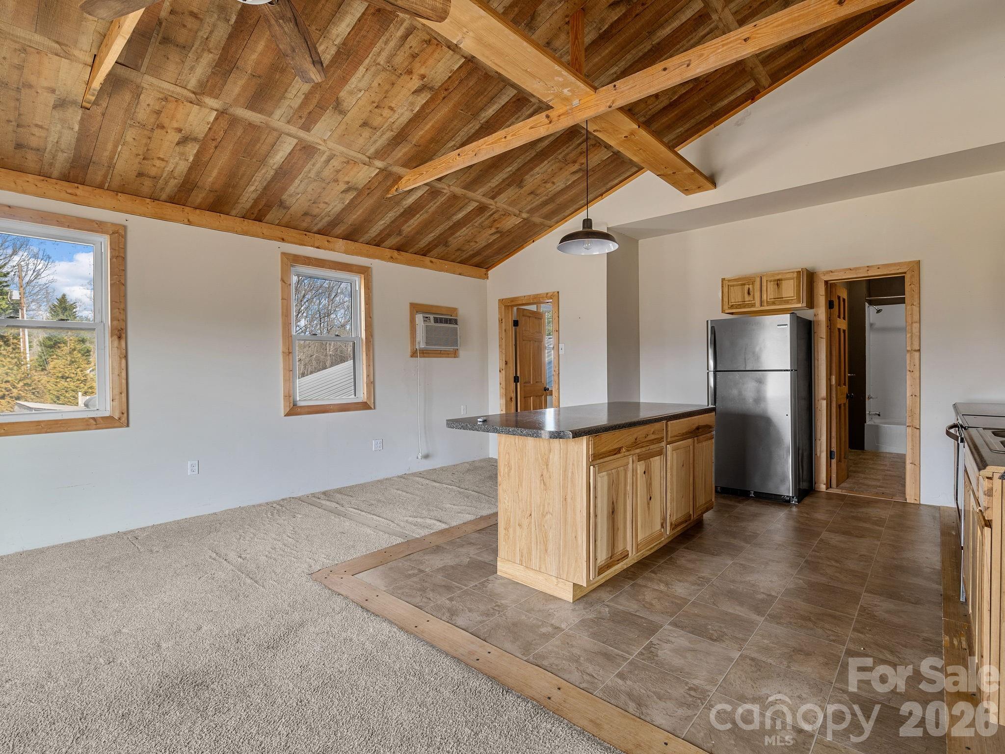 1487 Hayes Road — Columbus