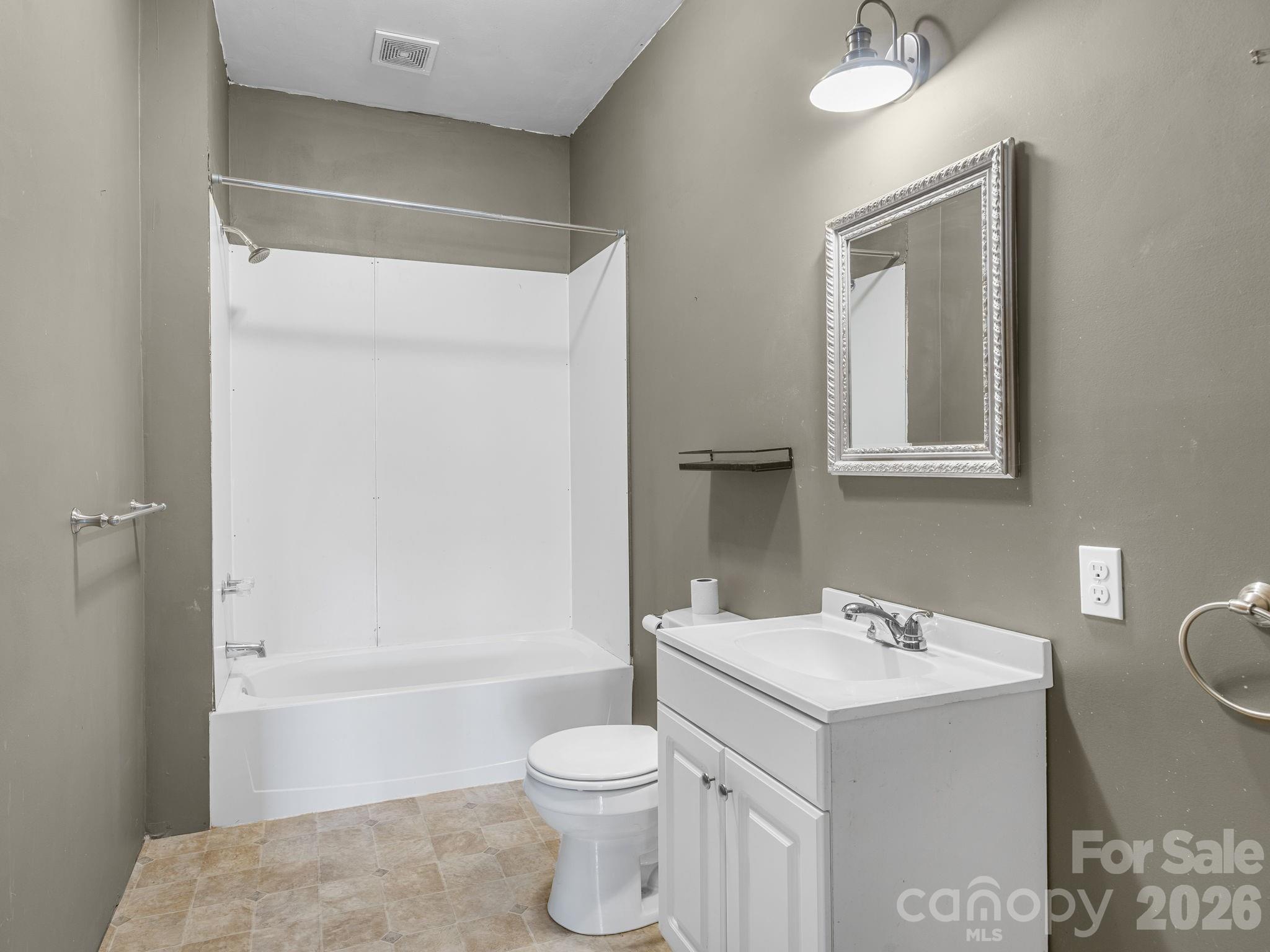 1487 Hayes Road — Columbus