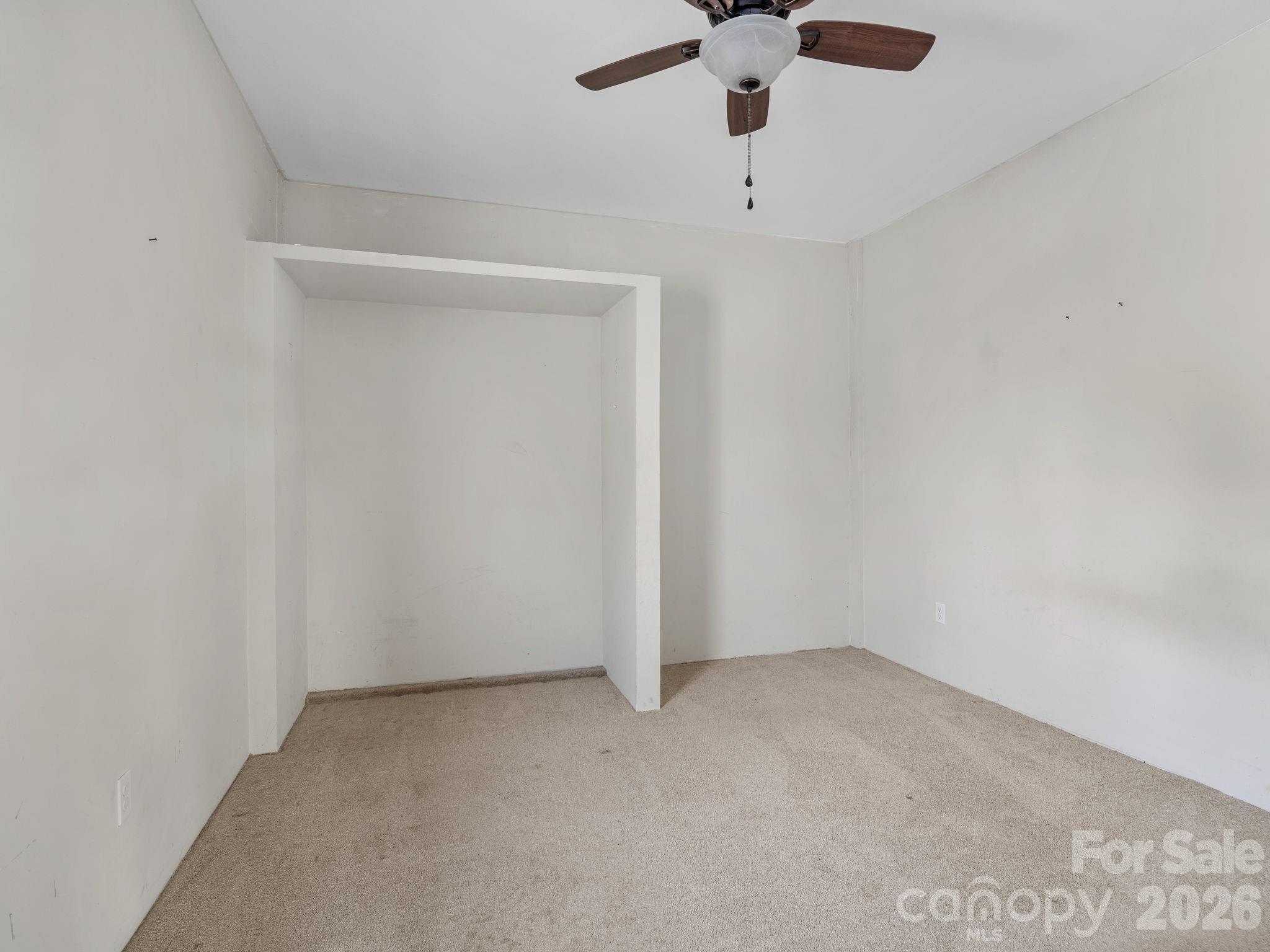 1487 Hayes Road — Columbus